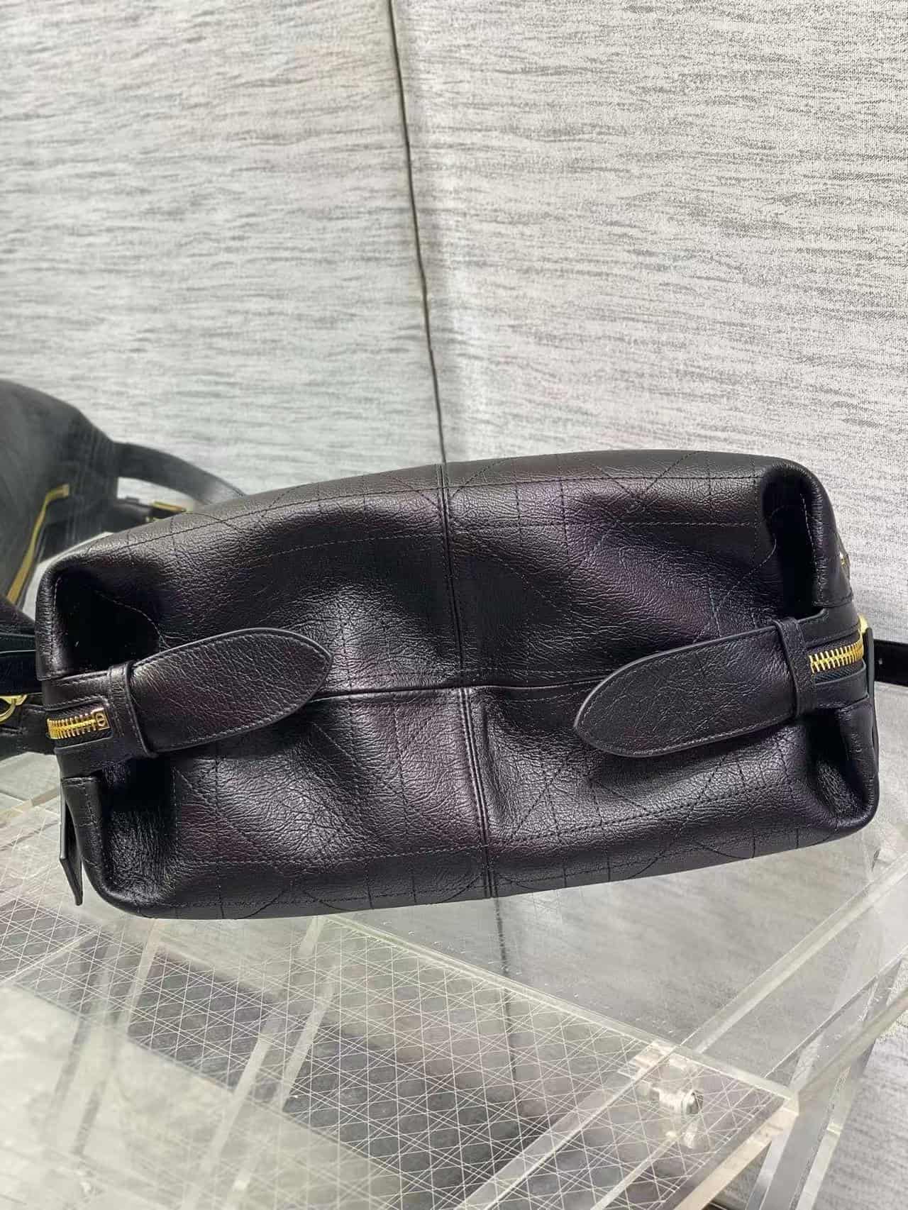 Medium D-Journey Bag in Calfskin High