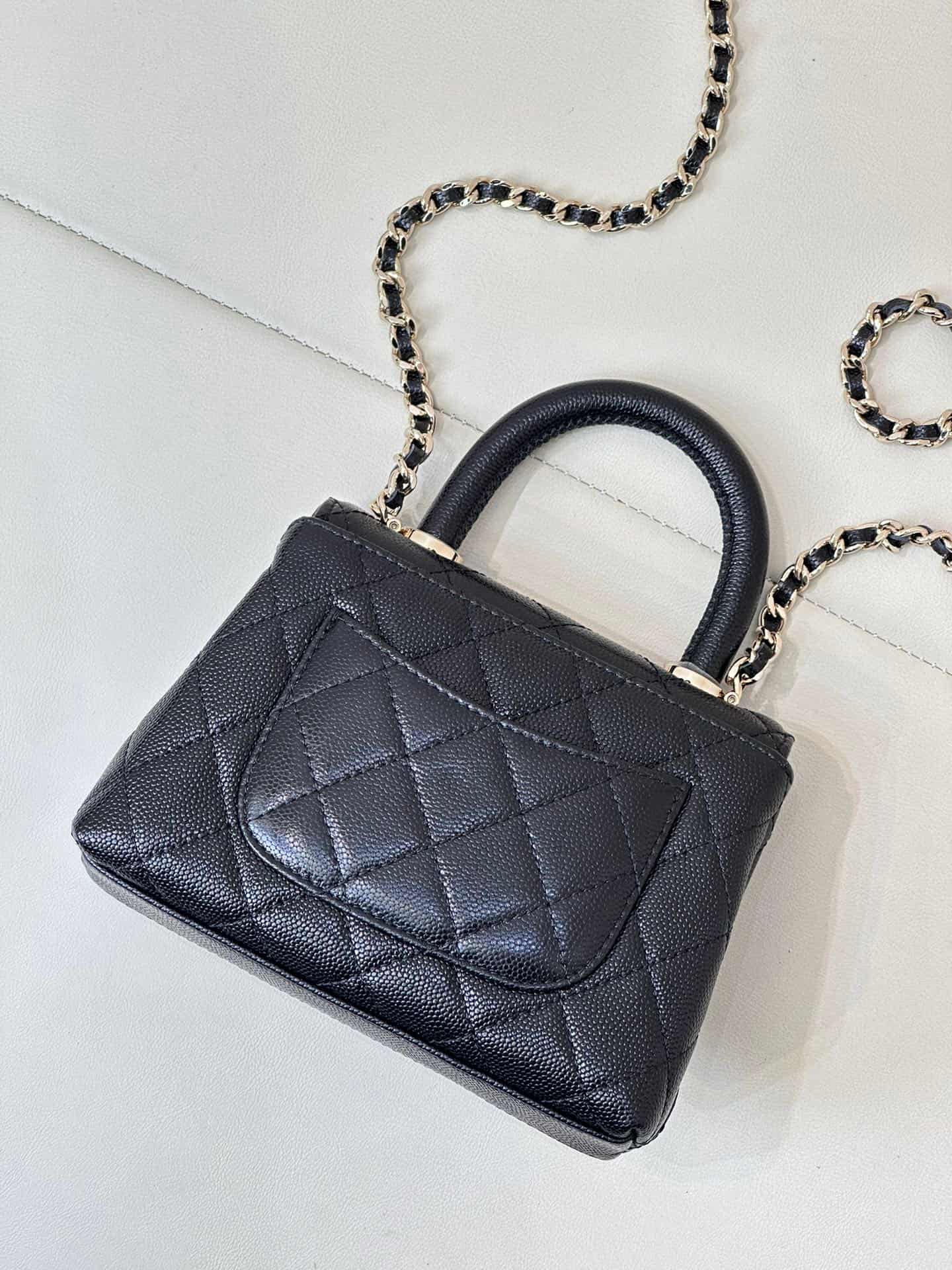 Chanel Clutch with chain Grained Calfskin & Gold-Tone Metal Black AP4244 TOP