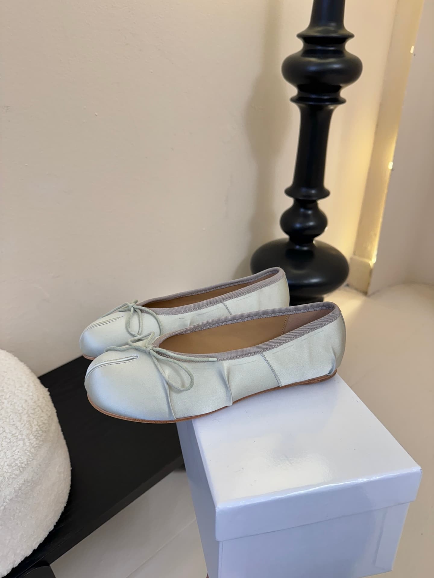 Maison Margiela Tabi Split-Toe Ballerina Flat Shoes Women