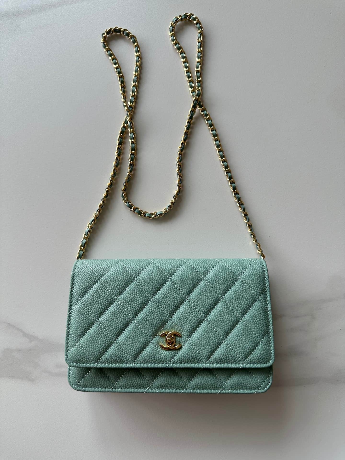 Chanel Classic Wallet on Chain Grained Shiny Calfskin & Gold-Tone Metal AP4241 Light Green High