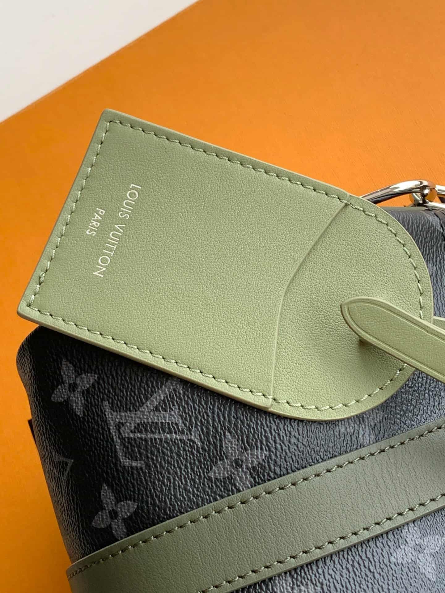 Louis Vuitton Keepall Bandoulière 25 Khaki Green Monogram Eclipse coated canvas M28638 High