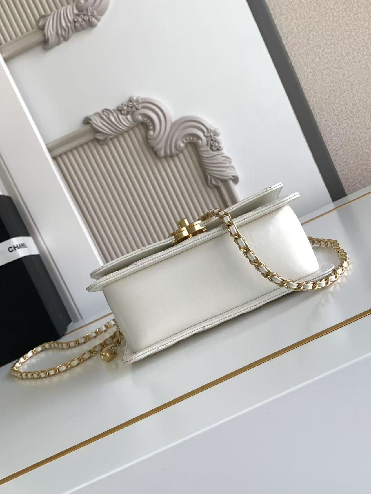 Chanel MINI FLAP BAG Calfskin & Gold-Tone Metal AS2615 White A
