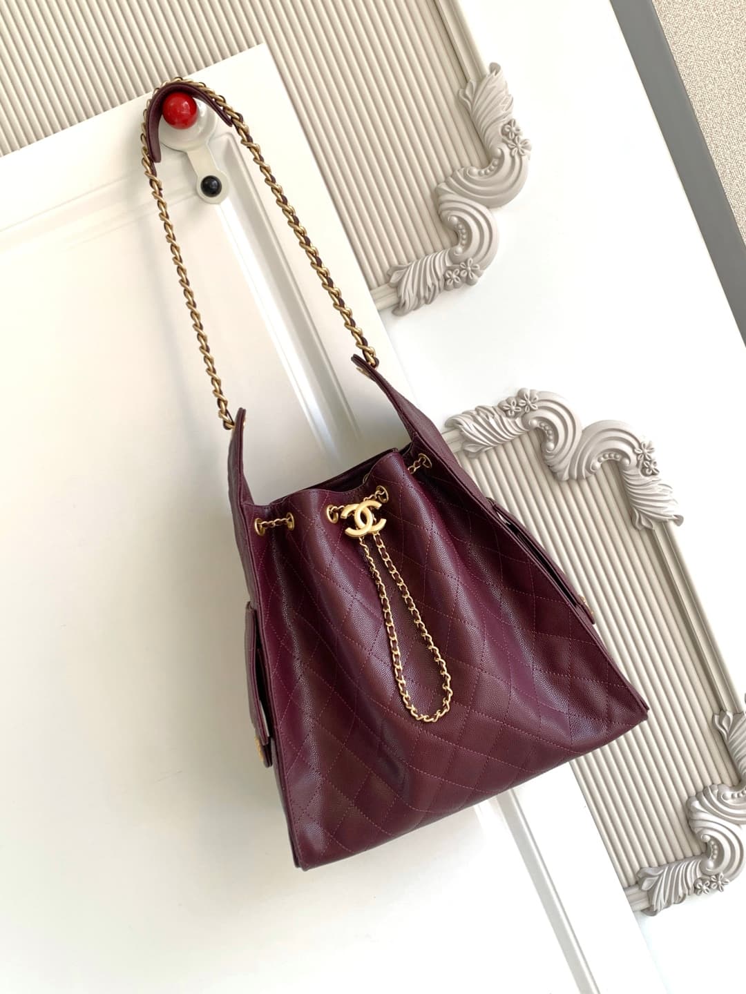 Chanel 25 Medium Hobo Medium handbag AS5311 Grained Calfskin & Gold-tone Metal Burgundy A