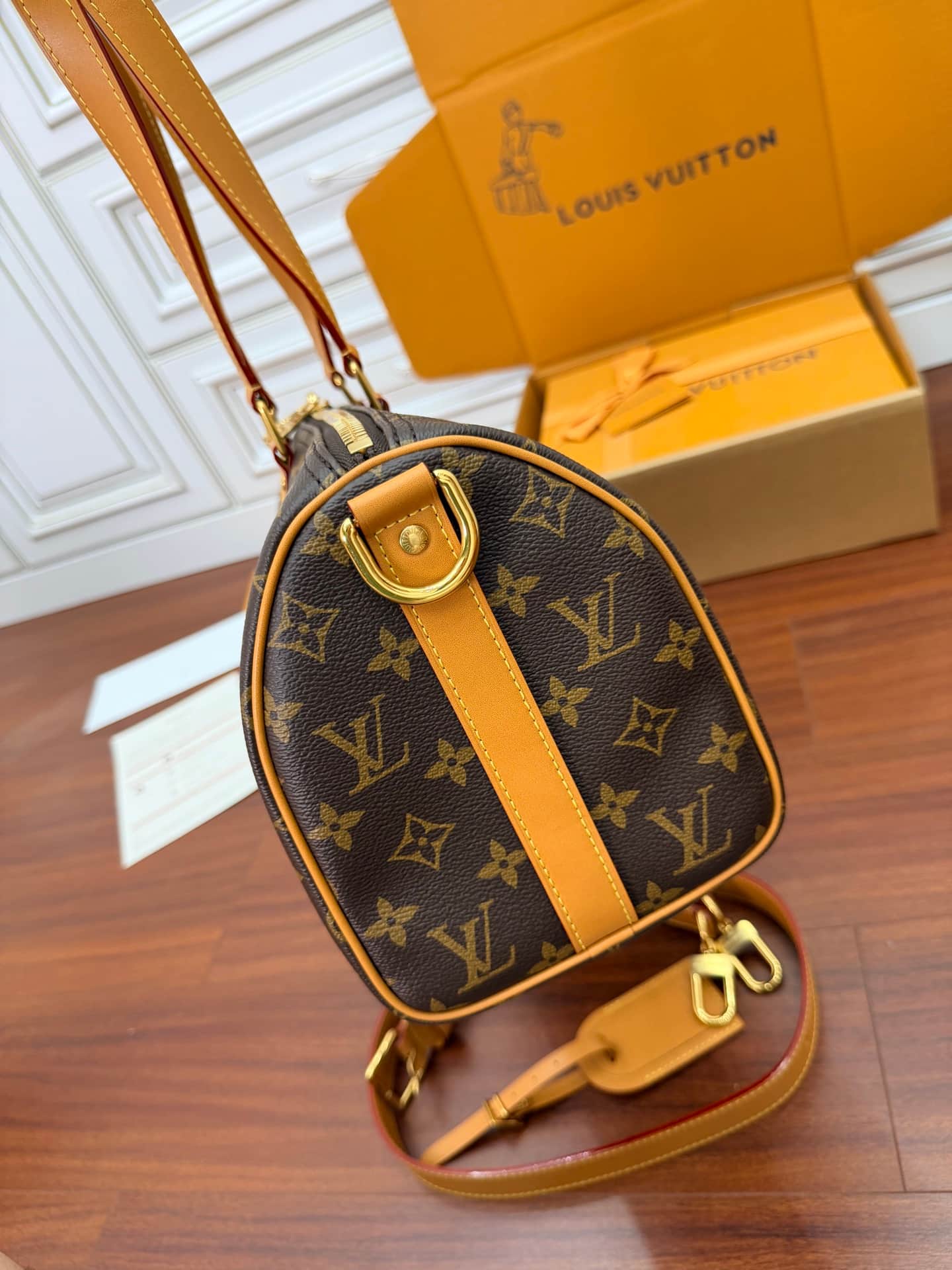 Louis Vuitton Needle Bag Monogram coated canvas M28116 TOP