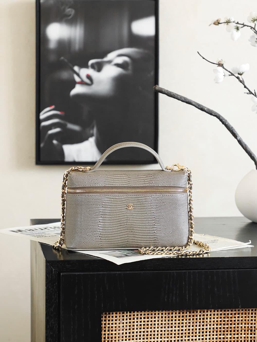 Chanel Small Vanity with chain Lizard Embossed Calfskin & Gold-Tone Metal Dark Khaki AS5195 A
