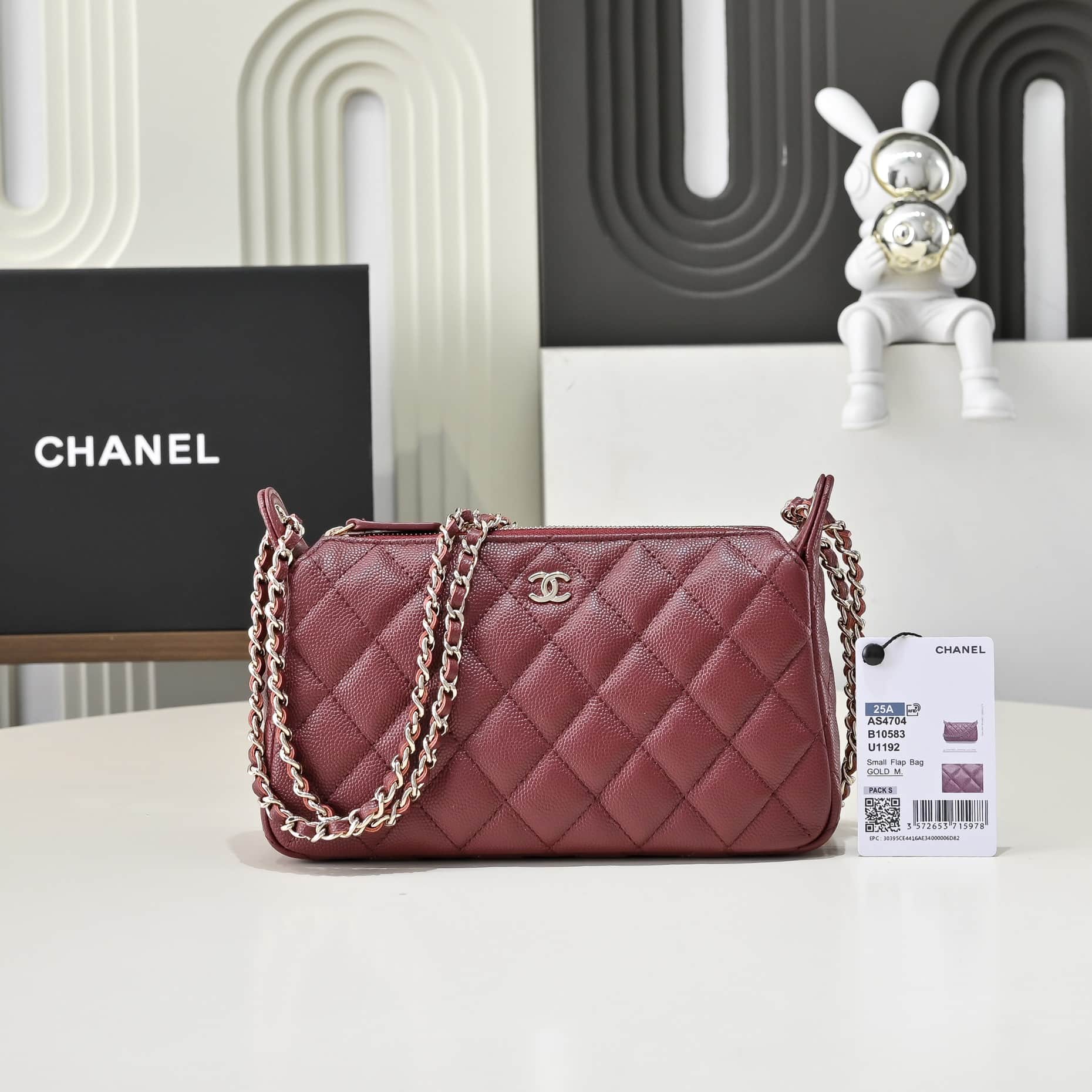 Chanel Chain Wallet Grained Shiny Calfskin & Gold-Tone Metal AS4704 Wine Red A