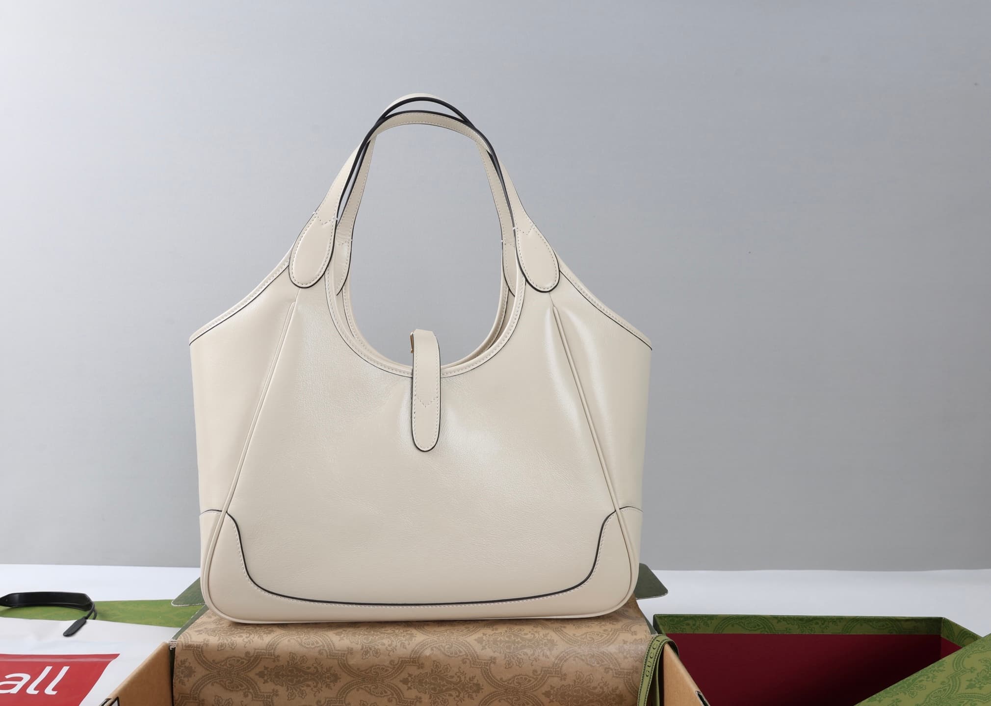 Gucci Mercato medium tote bag Whtie soft leather 866645 High