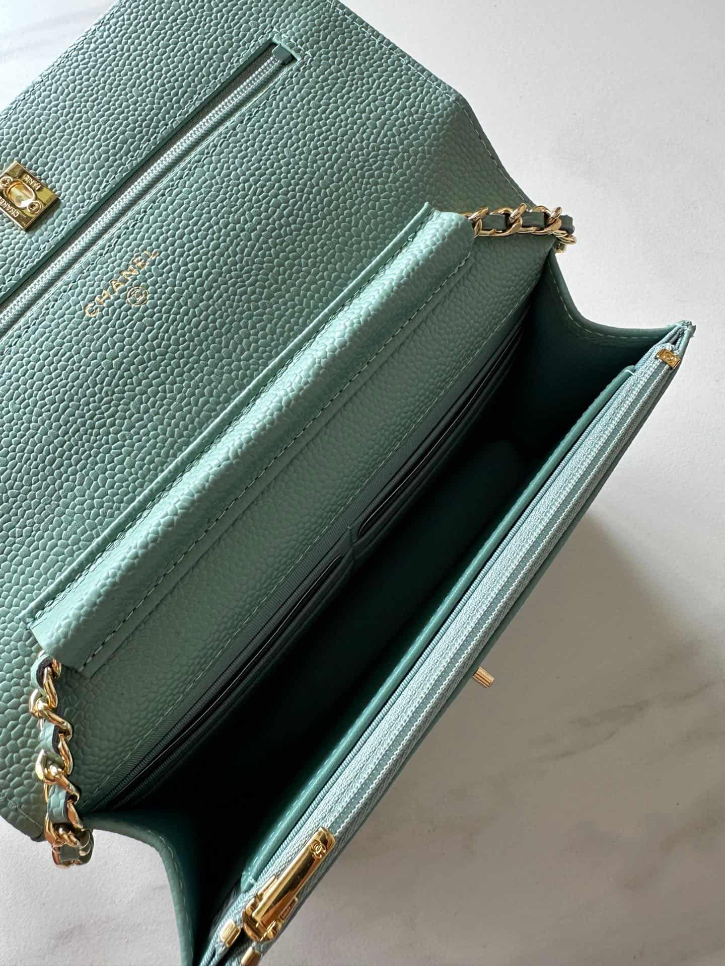 Chanel Classic Wallet on Chain Grained Shiny Calfskin & Gold-Tone Metal AP4241 Light Green High