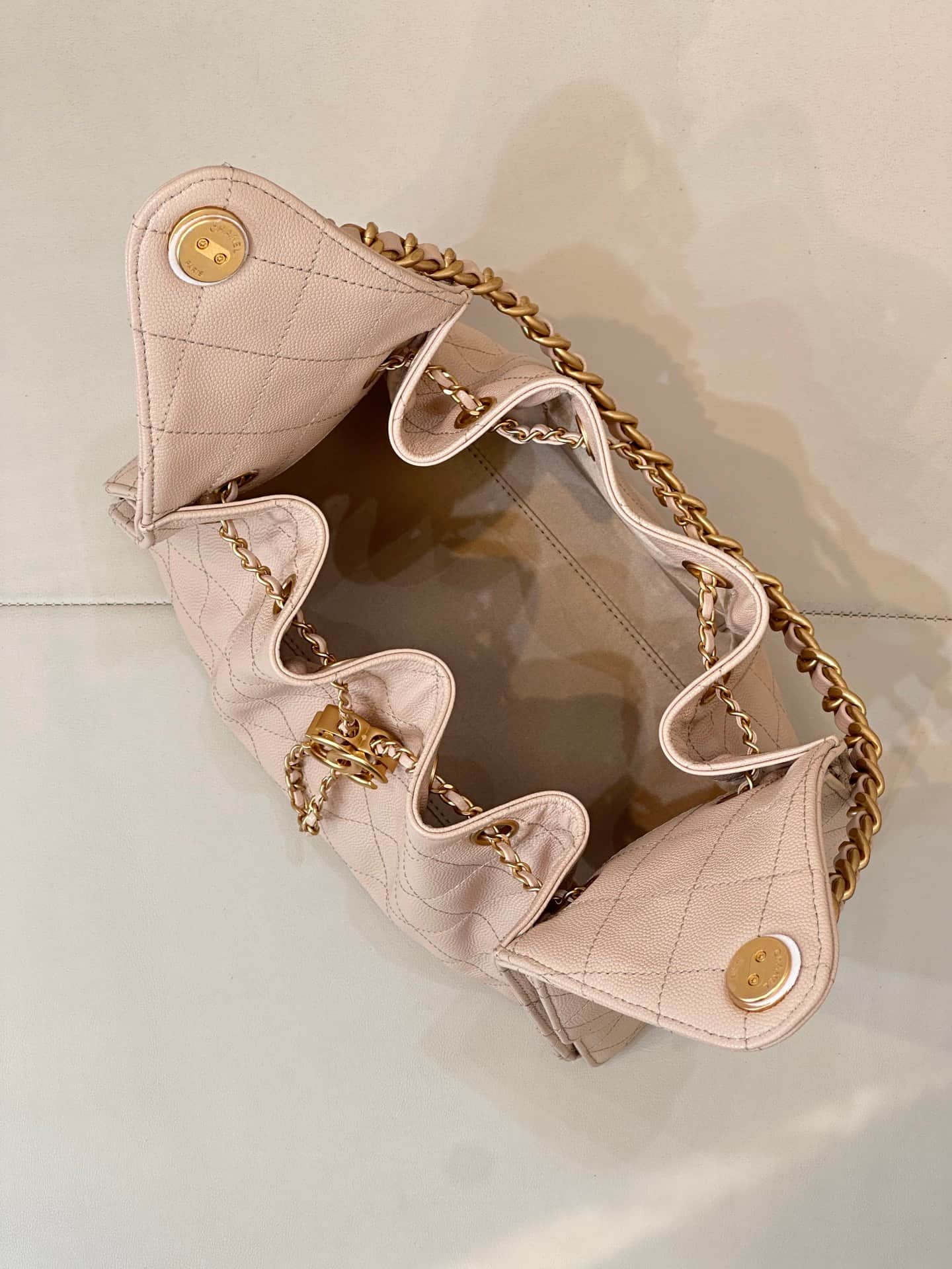 Chanel 25 Small Hobo handbag AS5293 Grained Calfskin &Gold-tone Metal Cream TOP