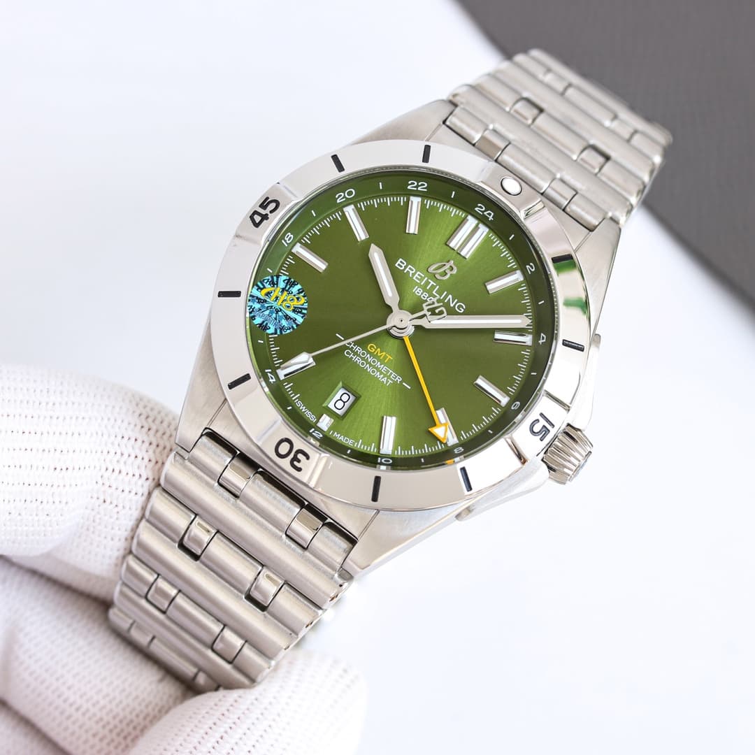 Breitling Chronomat Automatic GMT 40 Watch TOP