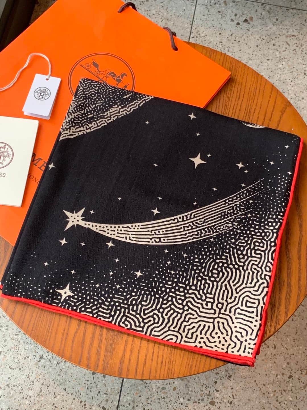 Hermes Clair de Lune Shawl 140
