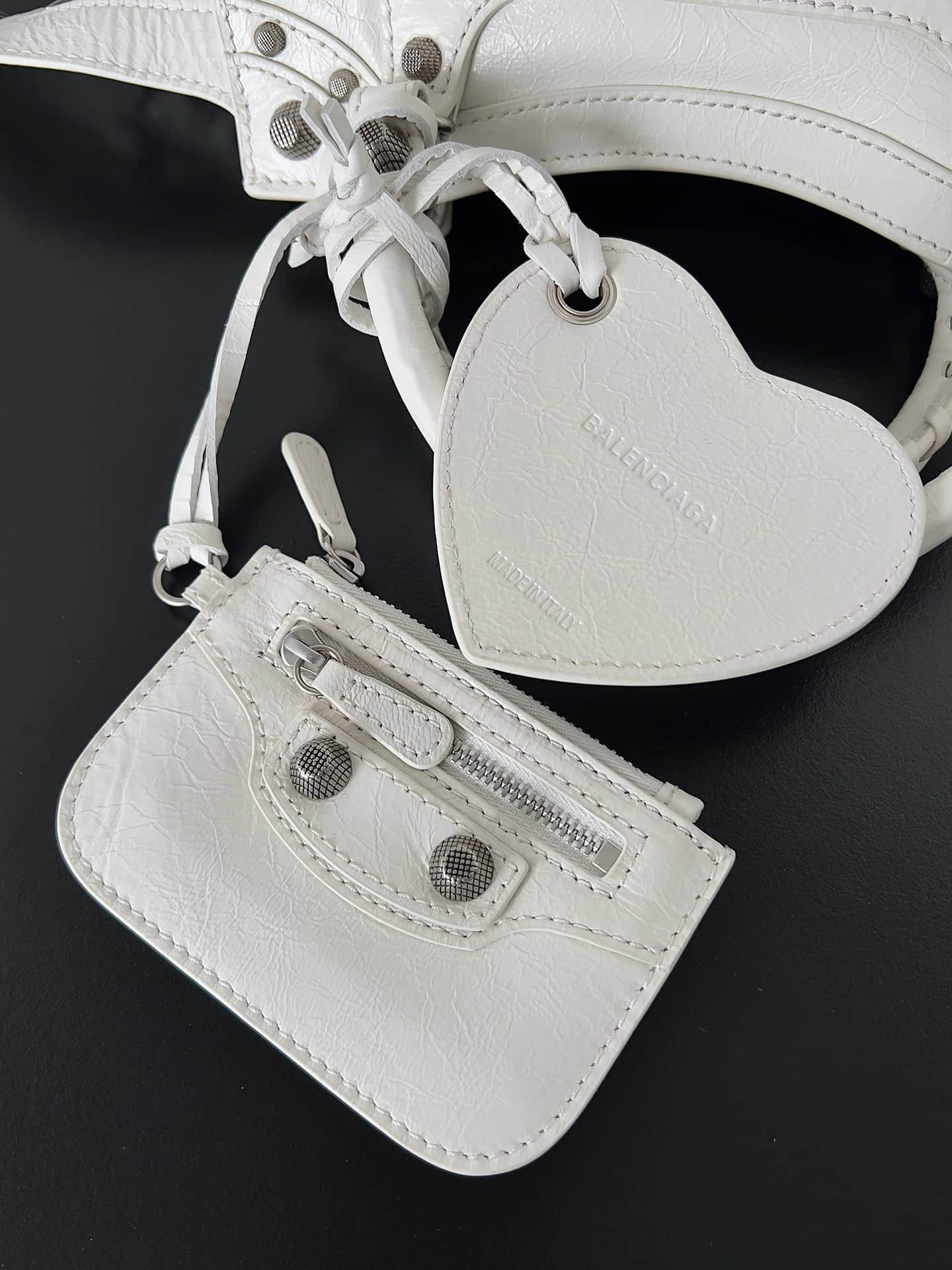 Balenciaga Small Neo Cagole City bag in White lambskin leather High