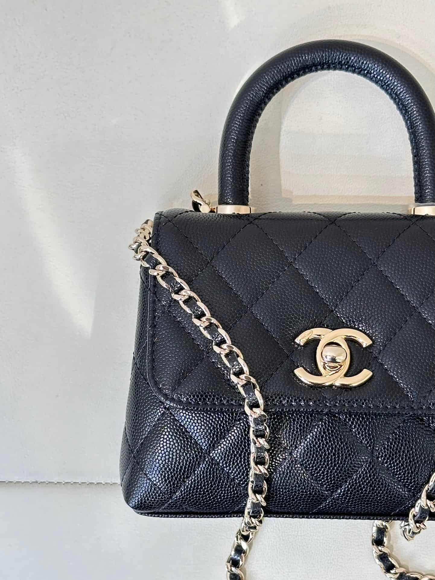 Chanel Clutch with chain Grained Calfskin & Gold-Tone Metal Black AP4244 TOP