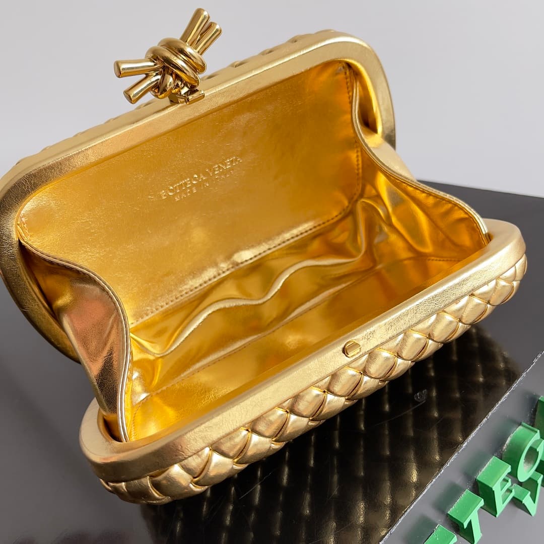BV Knot Minaudière Clutch Lambskin Top