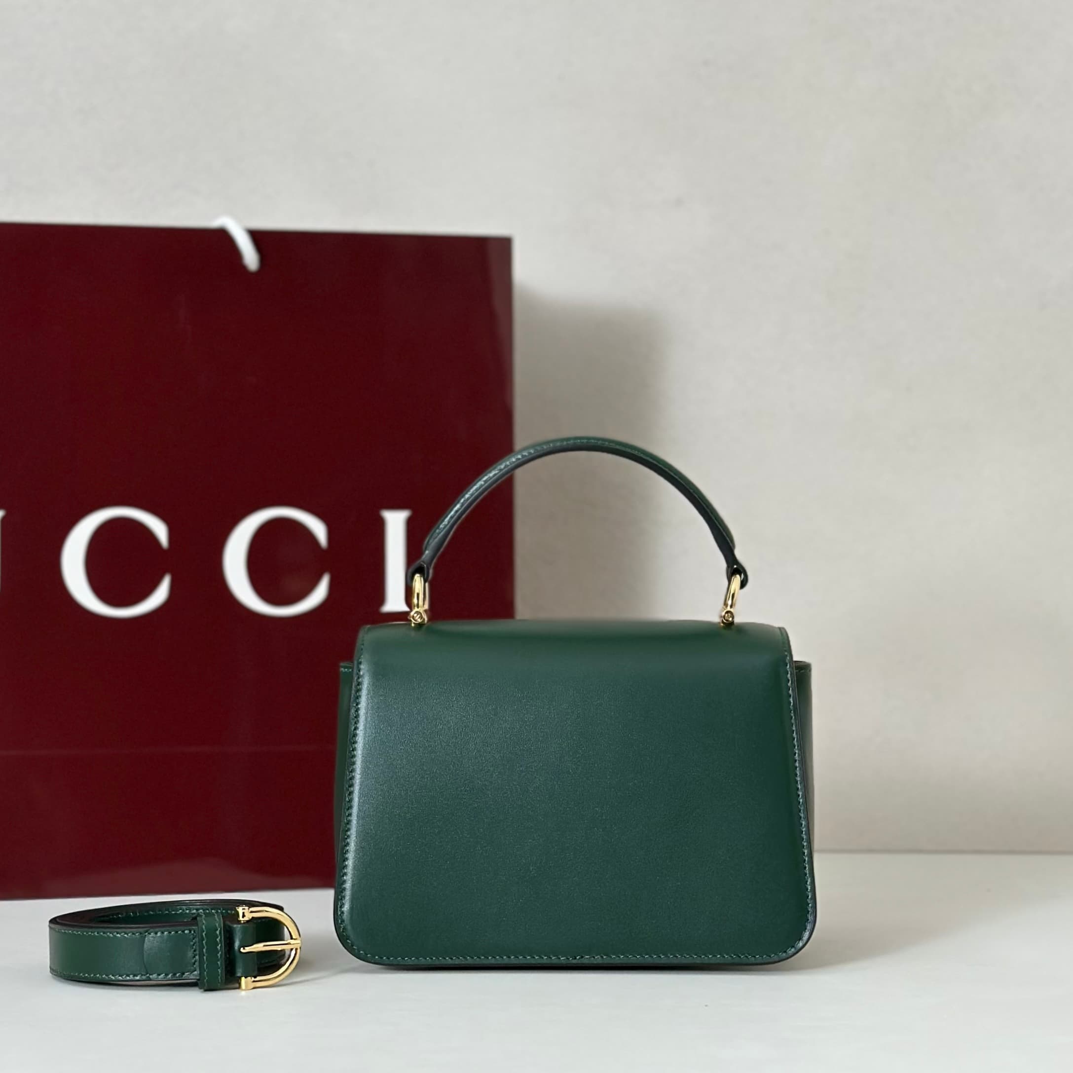 Gucci Siena small top handle bag 855536 Green High