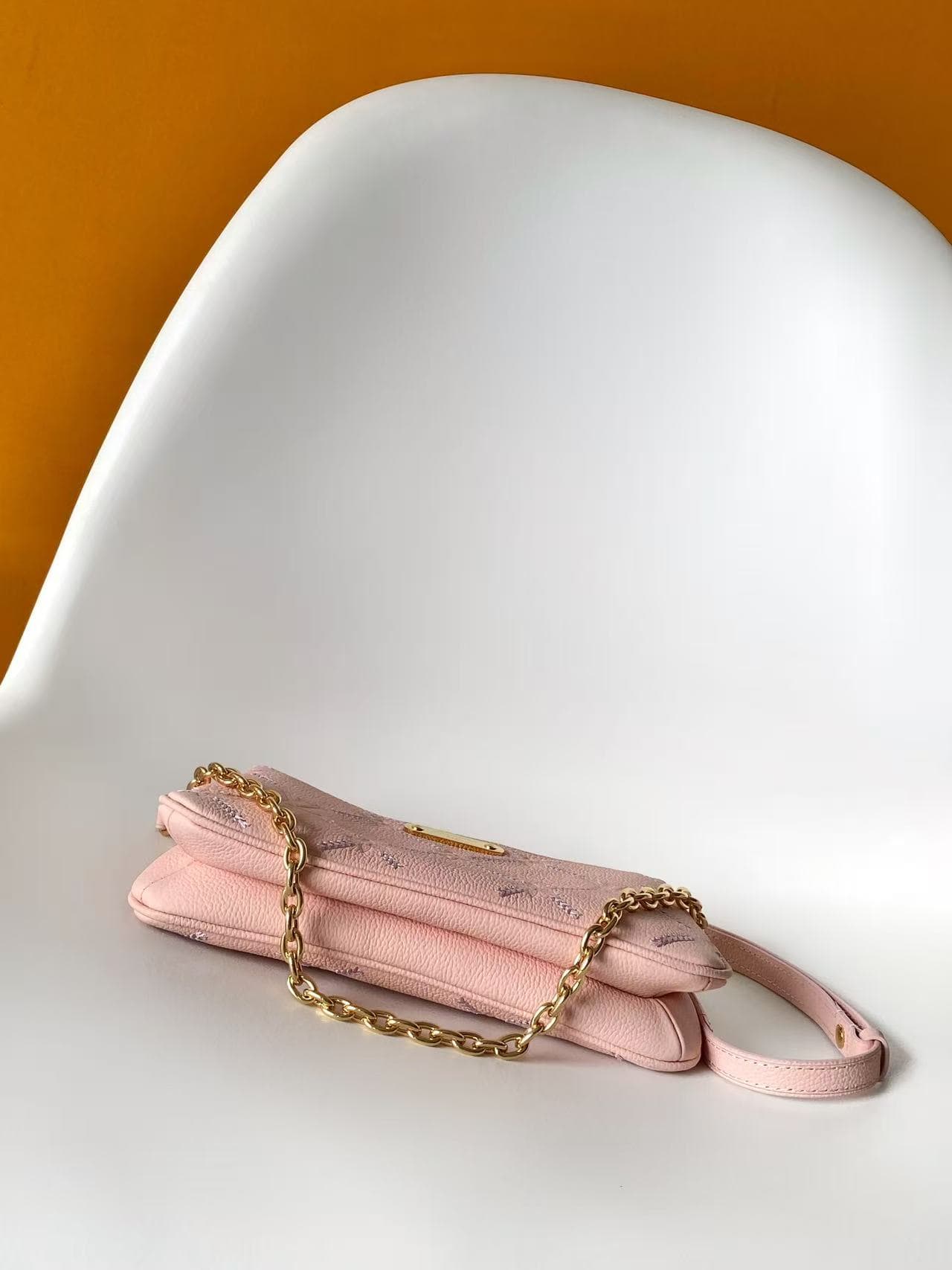 Louis Vuitton Pochette Liv Light Bliss Couture Cowhide leather M29495 High