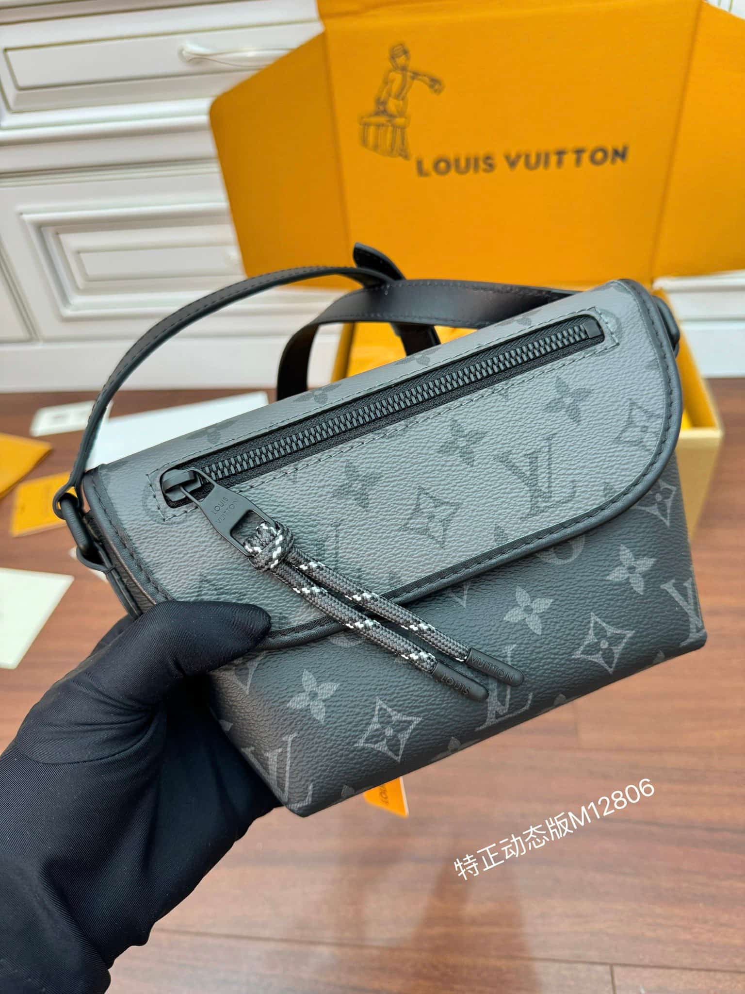 Louis Vuitton Pulse Wearable Wallet Monogram Eclipse coated canvas M12806 TOP