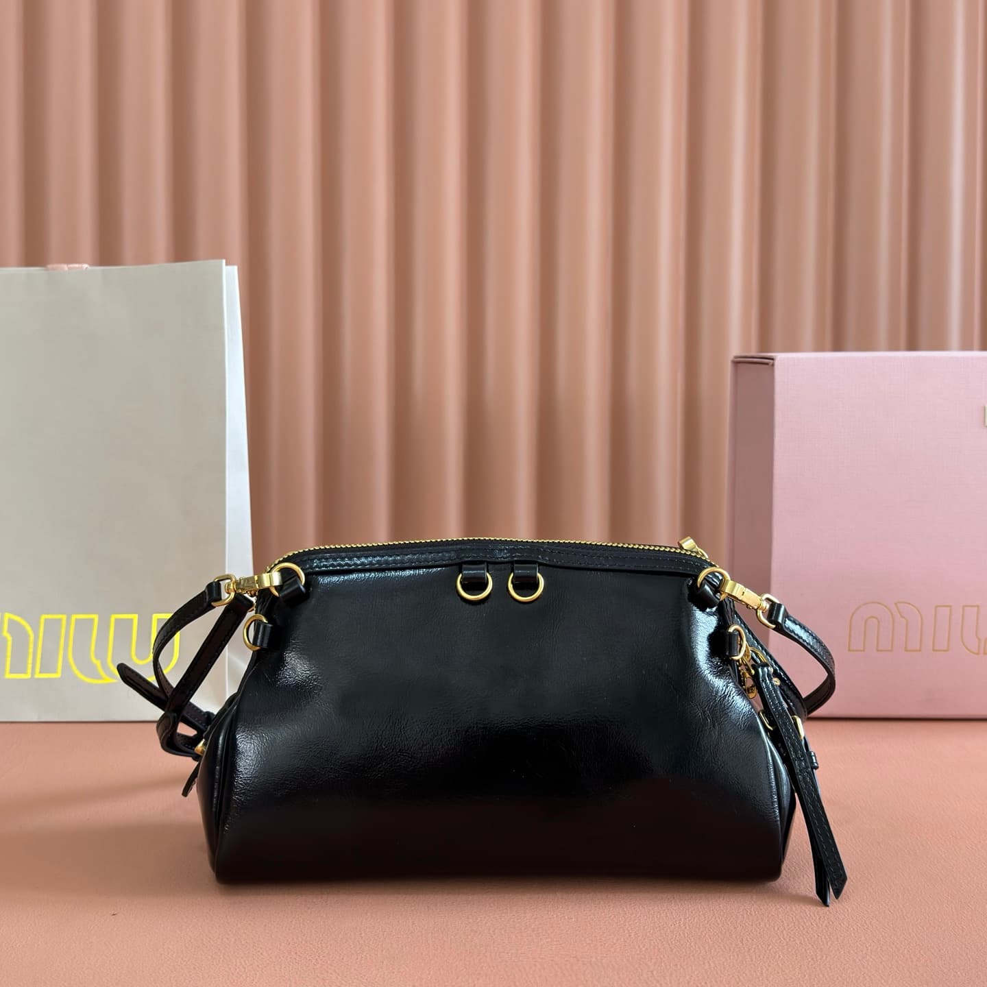 Miu Miu Caprice leather clutch 5BF131 Black TOP