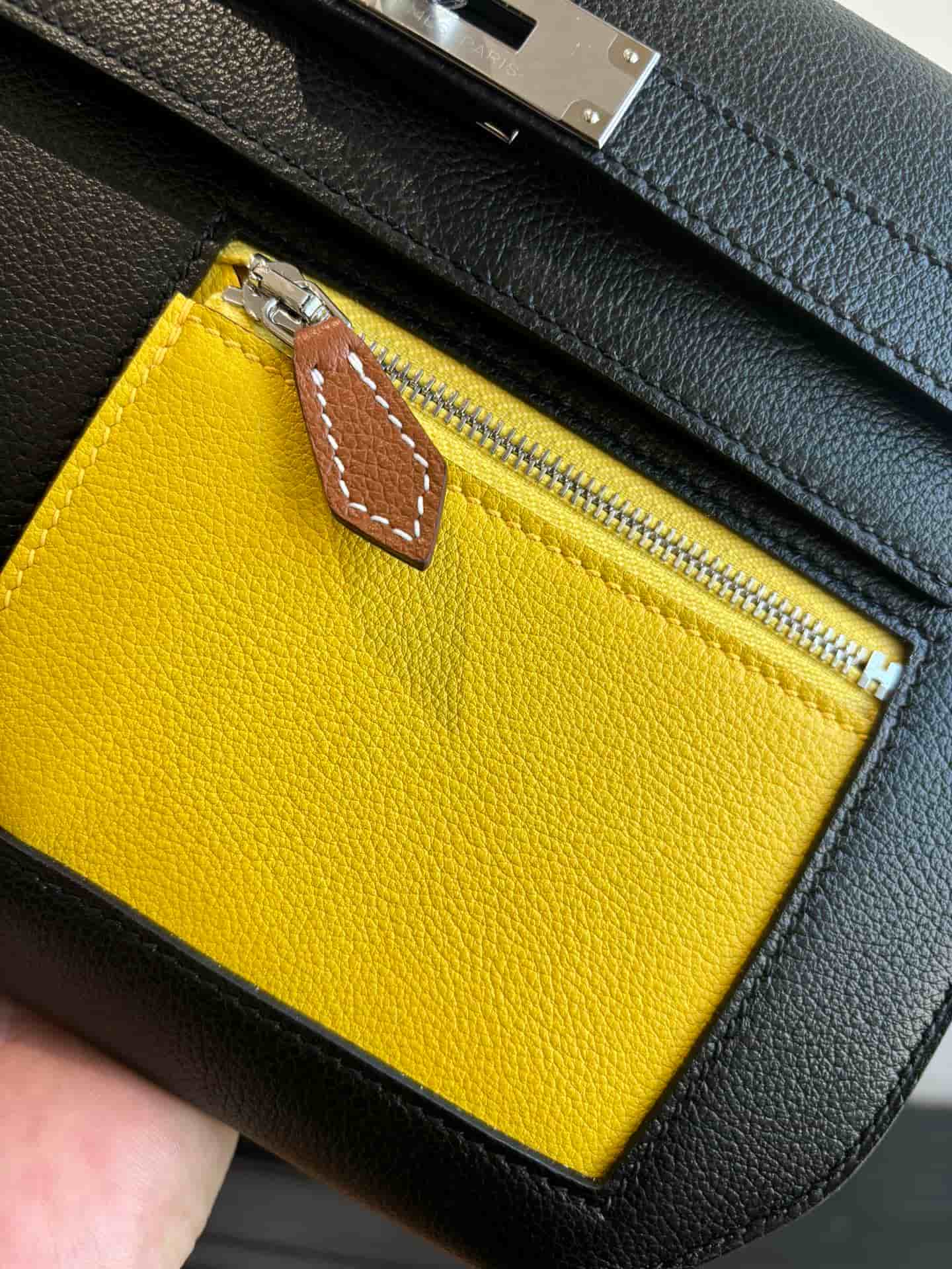 Hermes Kelly Depeches 25 Pouch Evercolor Leather WAX High