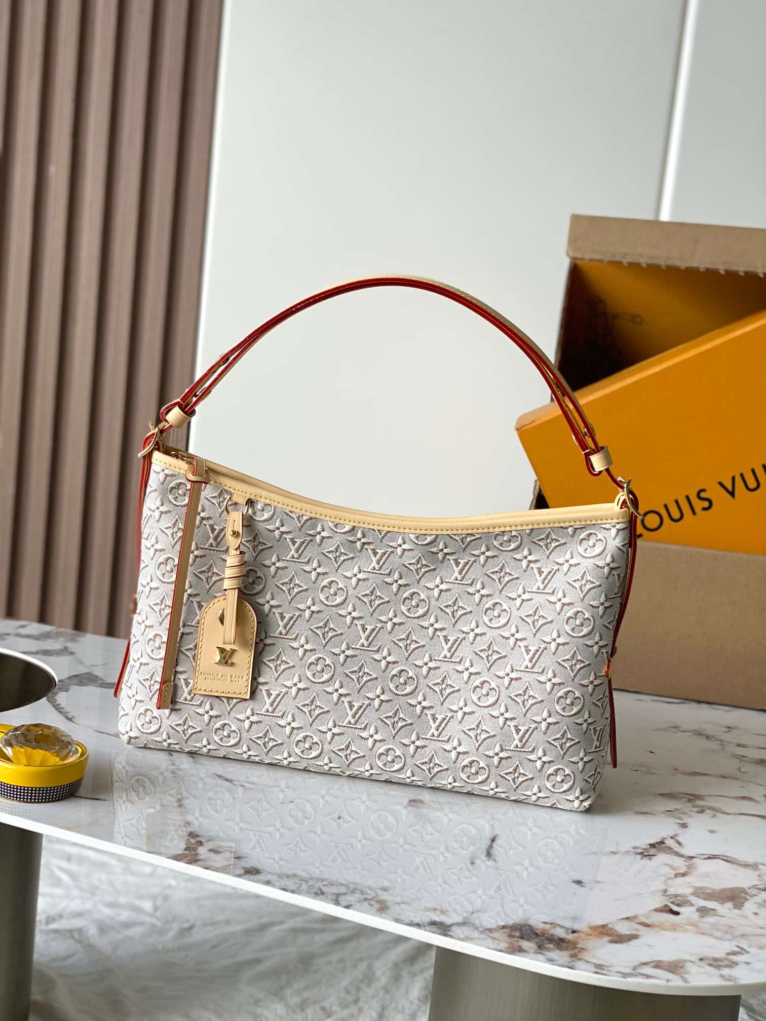 Louis Vuitton Carryall East-West Monogram Emblème Peuplier M2A136 TOP