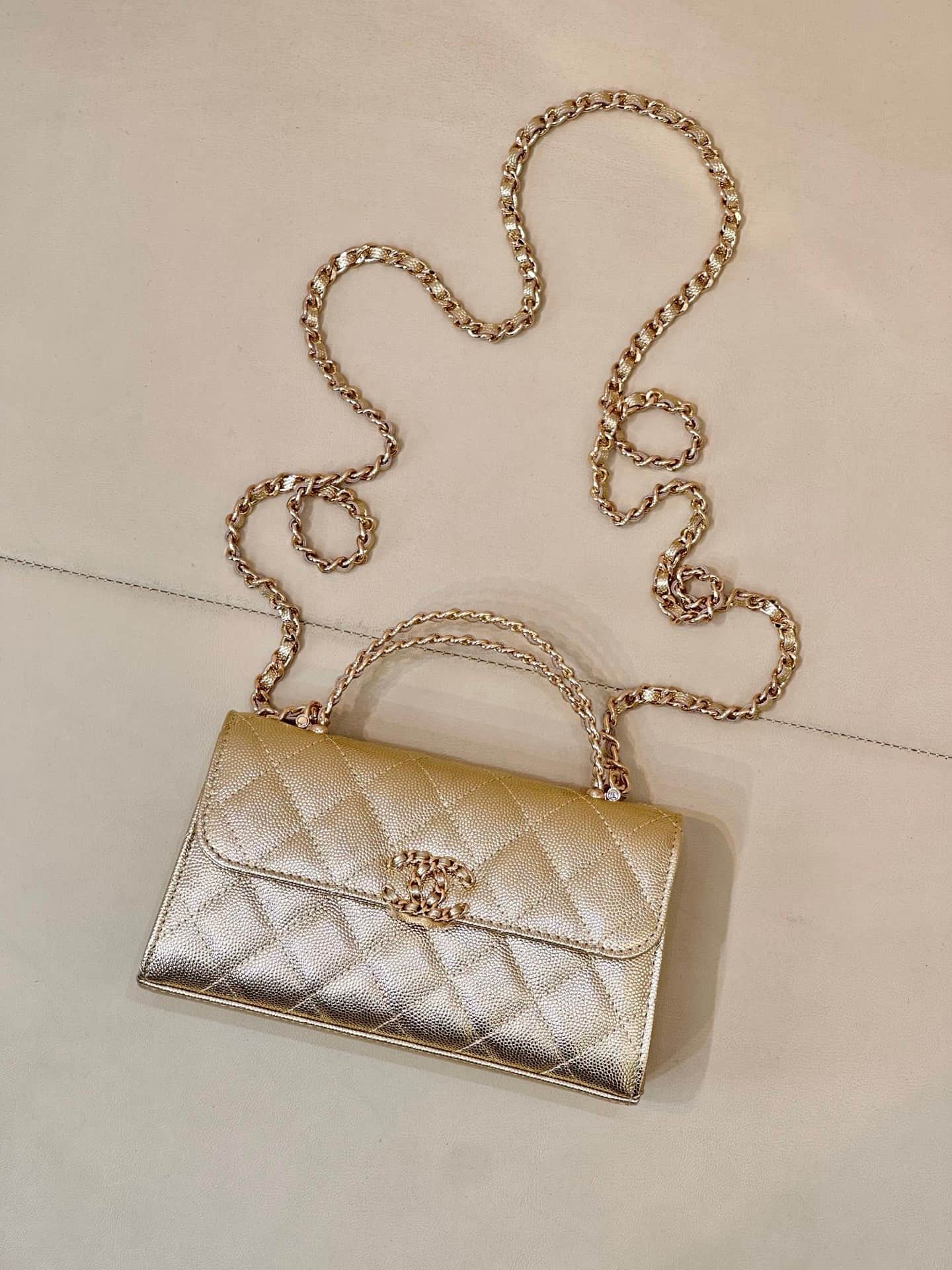 Chanel Clutch with chain Grained Calfskin&Gold-Tone Metal Gold AP3238 TOP