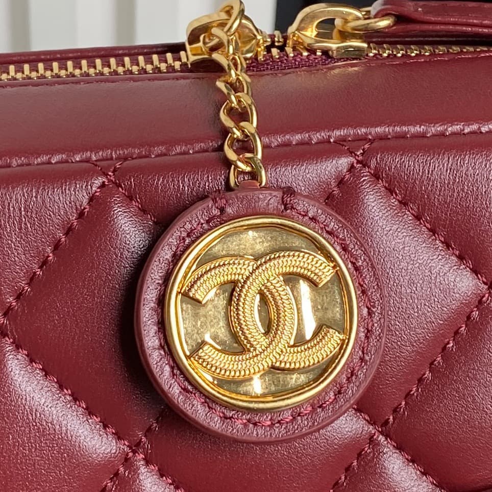 Chanel Maxi Camera Case Lambskin & Gold-Tone Metal Burgundy AS5187 A