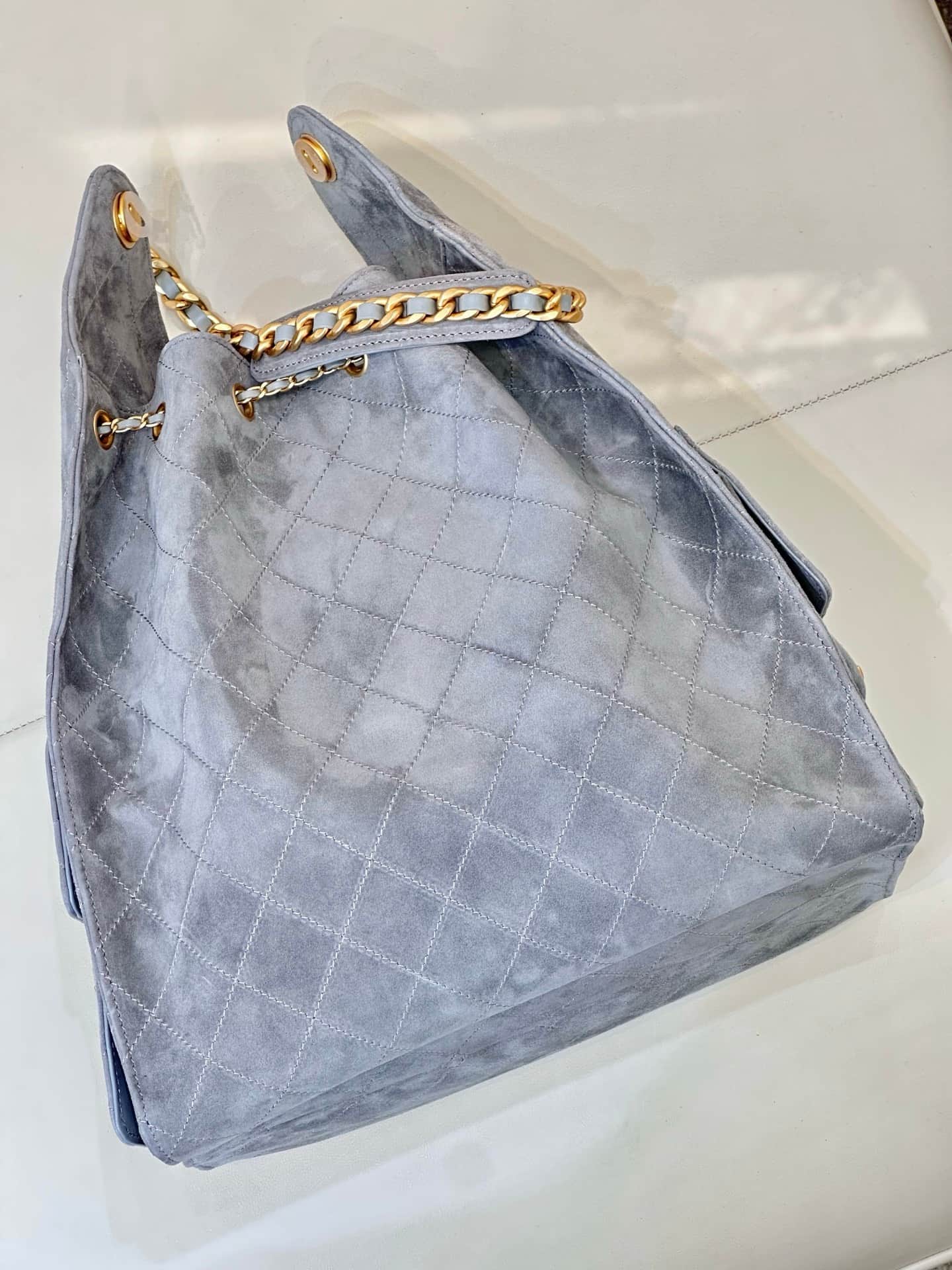 Chanel 25 Medium Hobo handbag AS5311 Suede &Gold-tone Metal Light Grey TOP