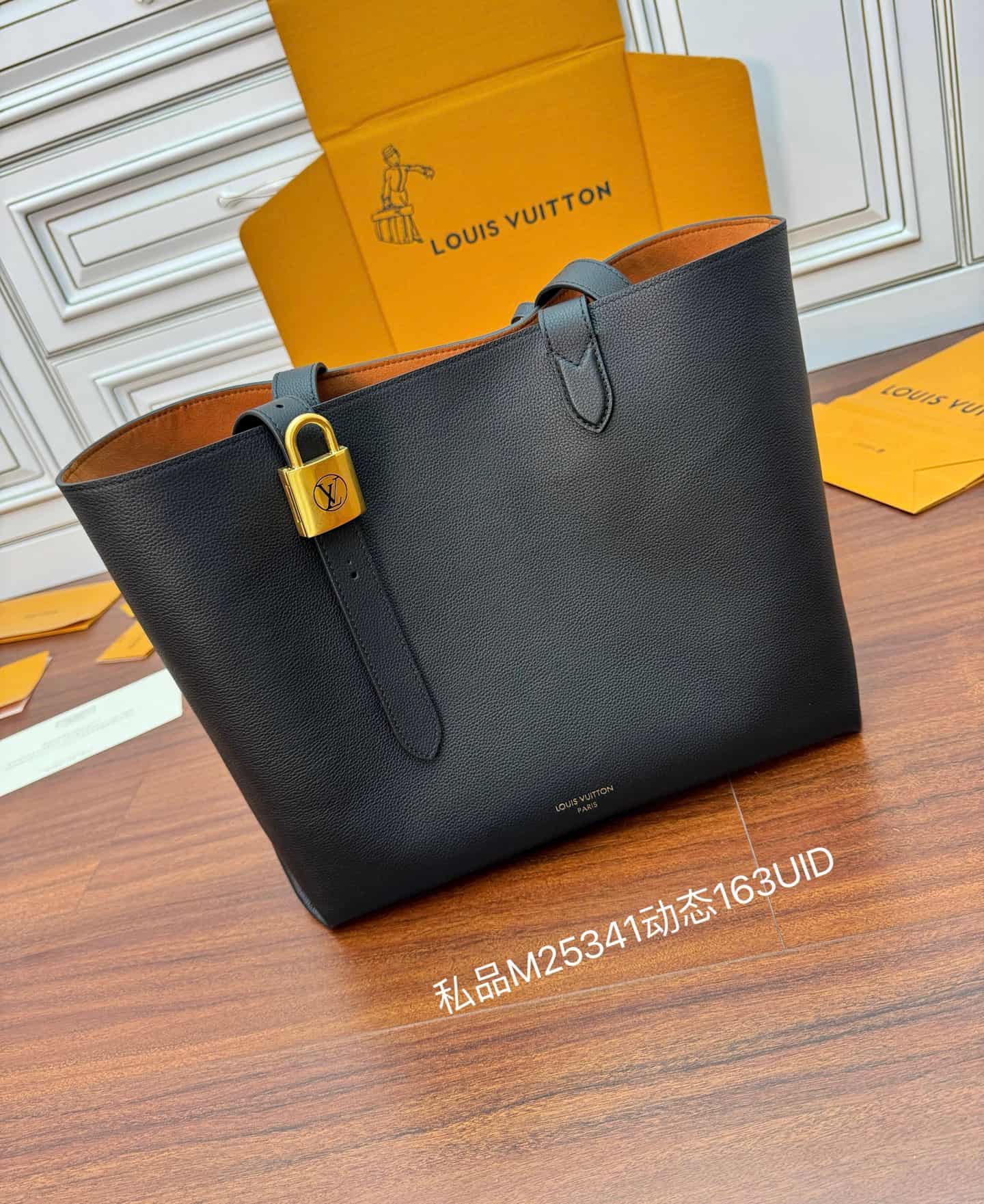 Louis Vuitton Low Key Cabas MM Black Grained calfskin M25341 TOP