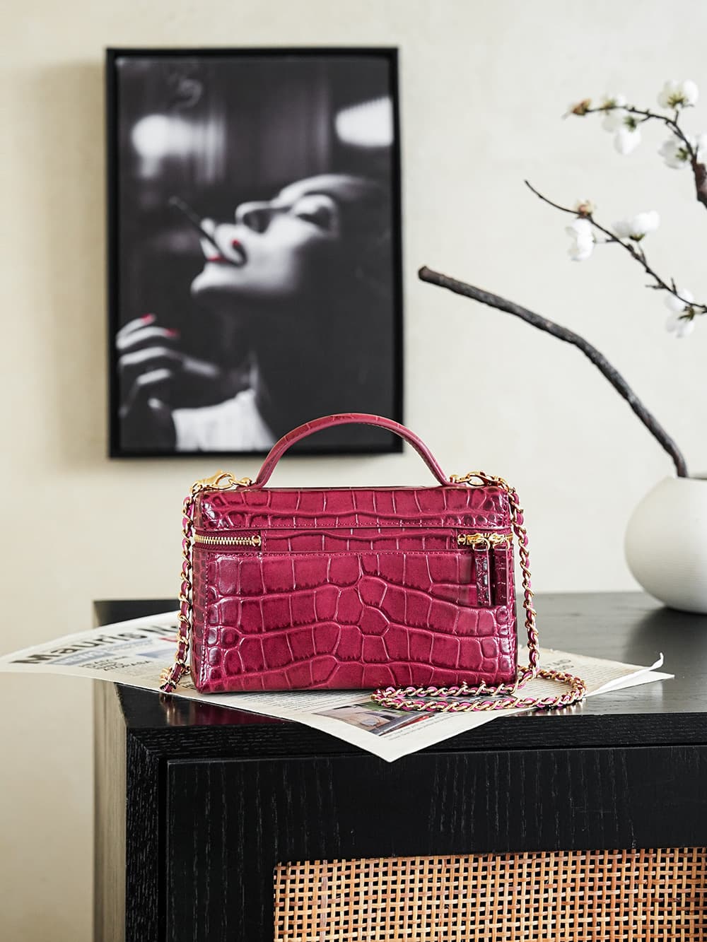 Chanel Small Vanity with chain Crocodile Embossed Calfskin& Gold-Tone Metal Burgundy AS5195 A