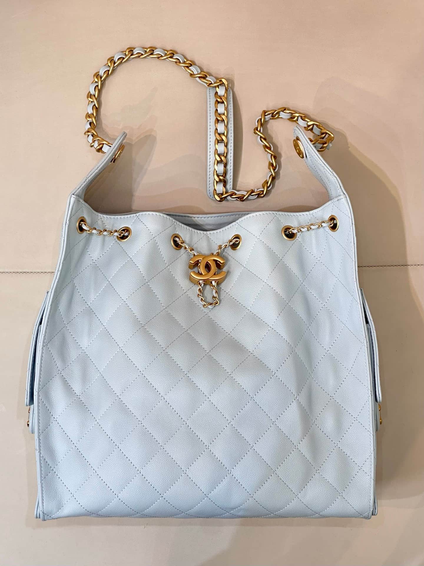 Chanel 25 Medium Hobo handbag AS5311 Grained Calfskin & Gold-tone Metal Light Blue TOP