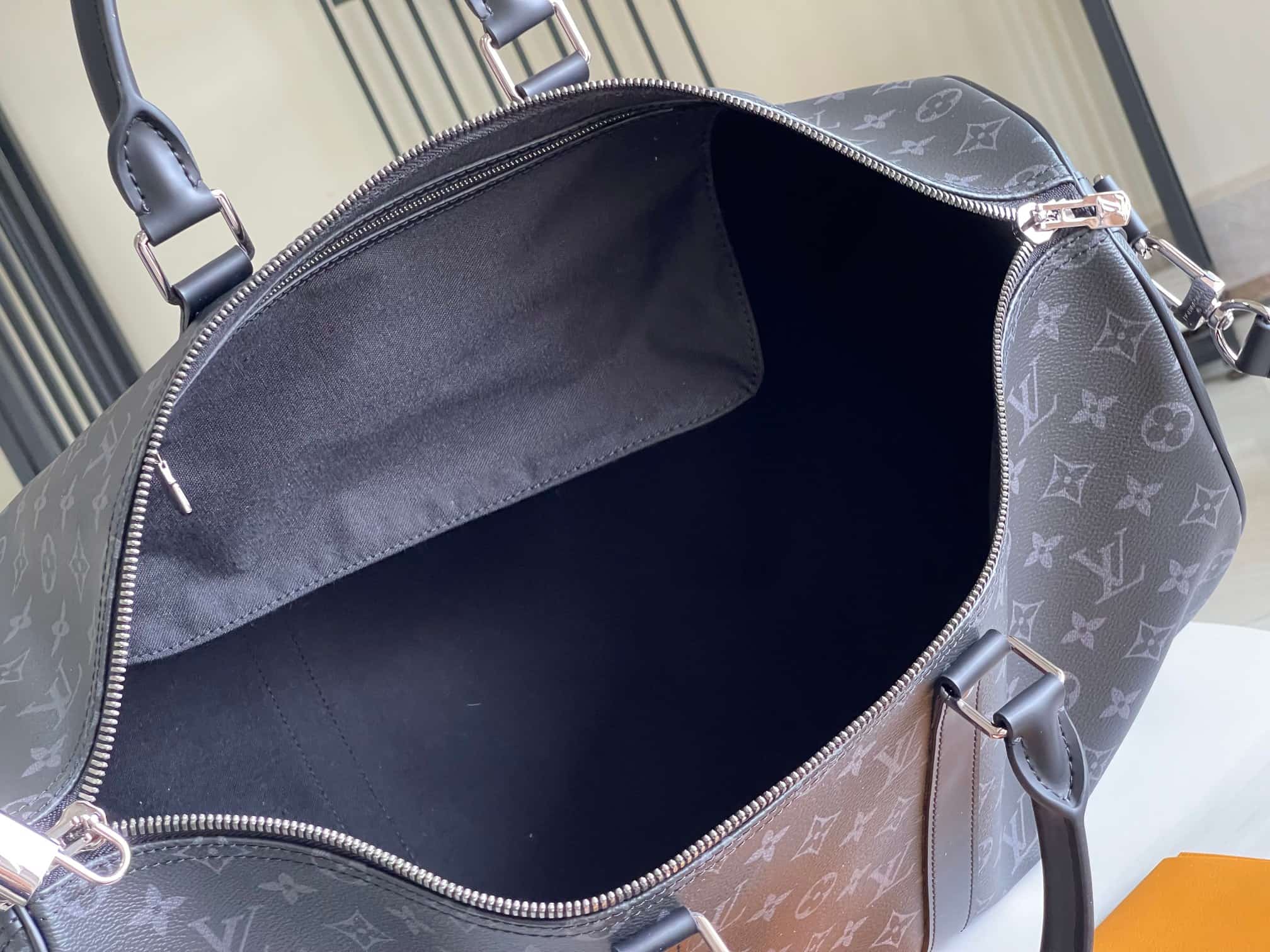 Louis Vuitton Keepall Bandoulière 50 Monogram Eclipse coated canvas M14202 TOP