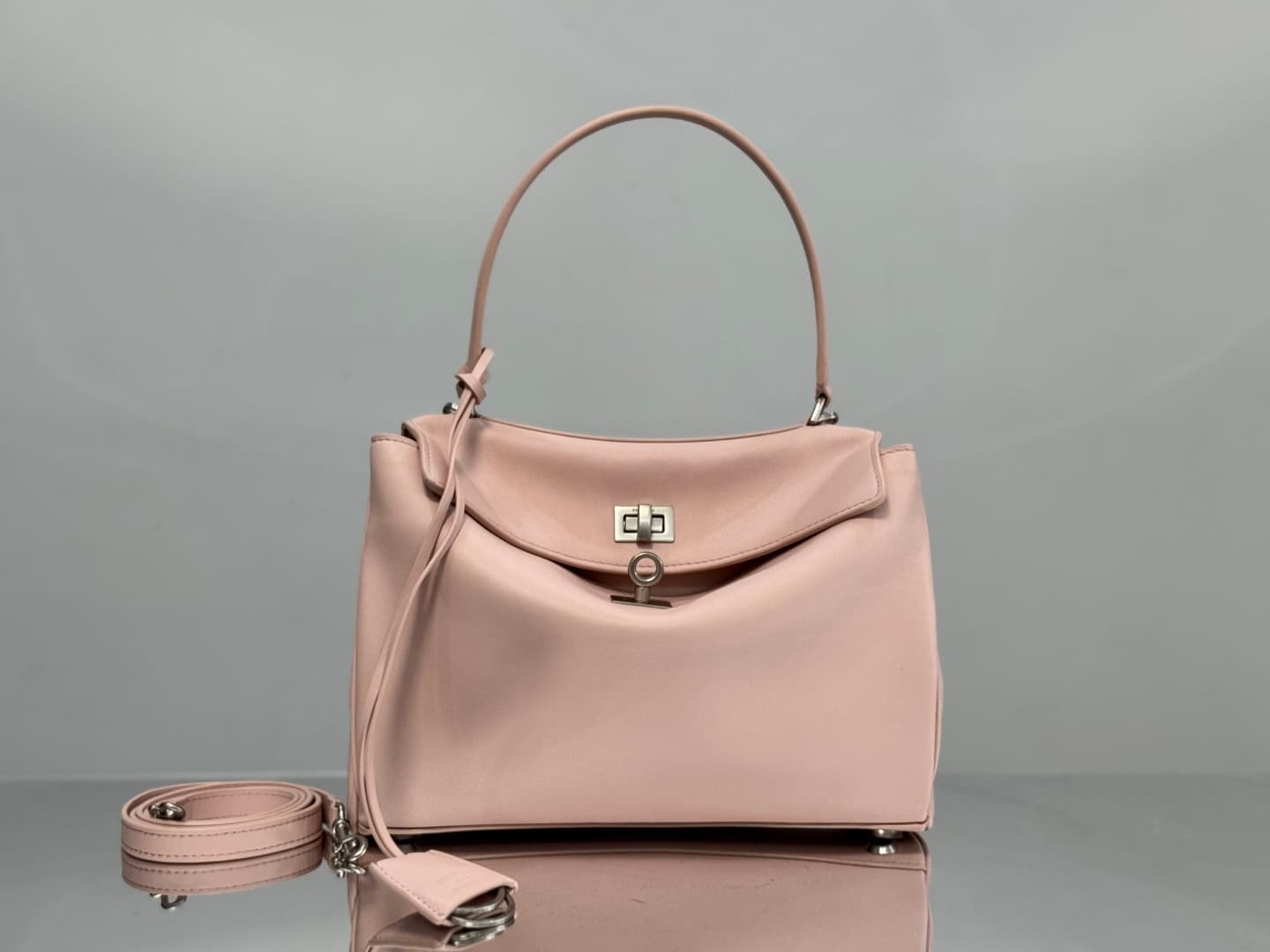Balenciaga Rodeo Small Bag in Pink Leather With Silver-Tone Metal TOP