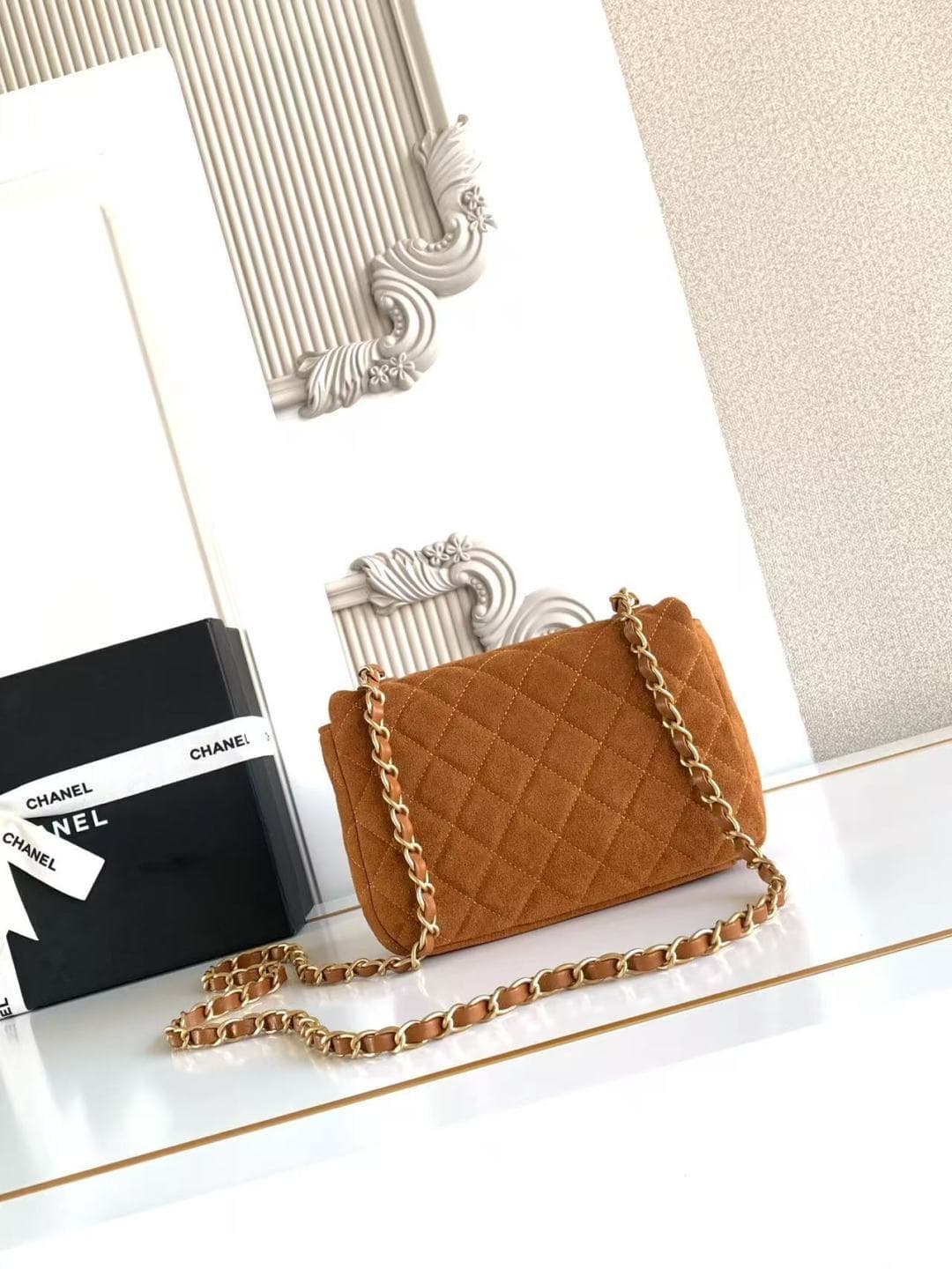 Chanel Classic Flap bag in Tan Suede & Gold-Tone Metal AS5989 A