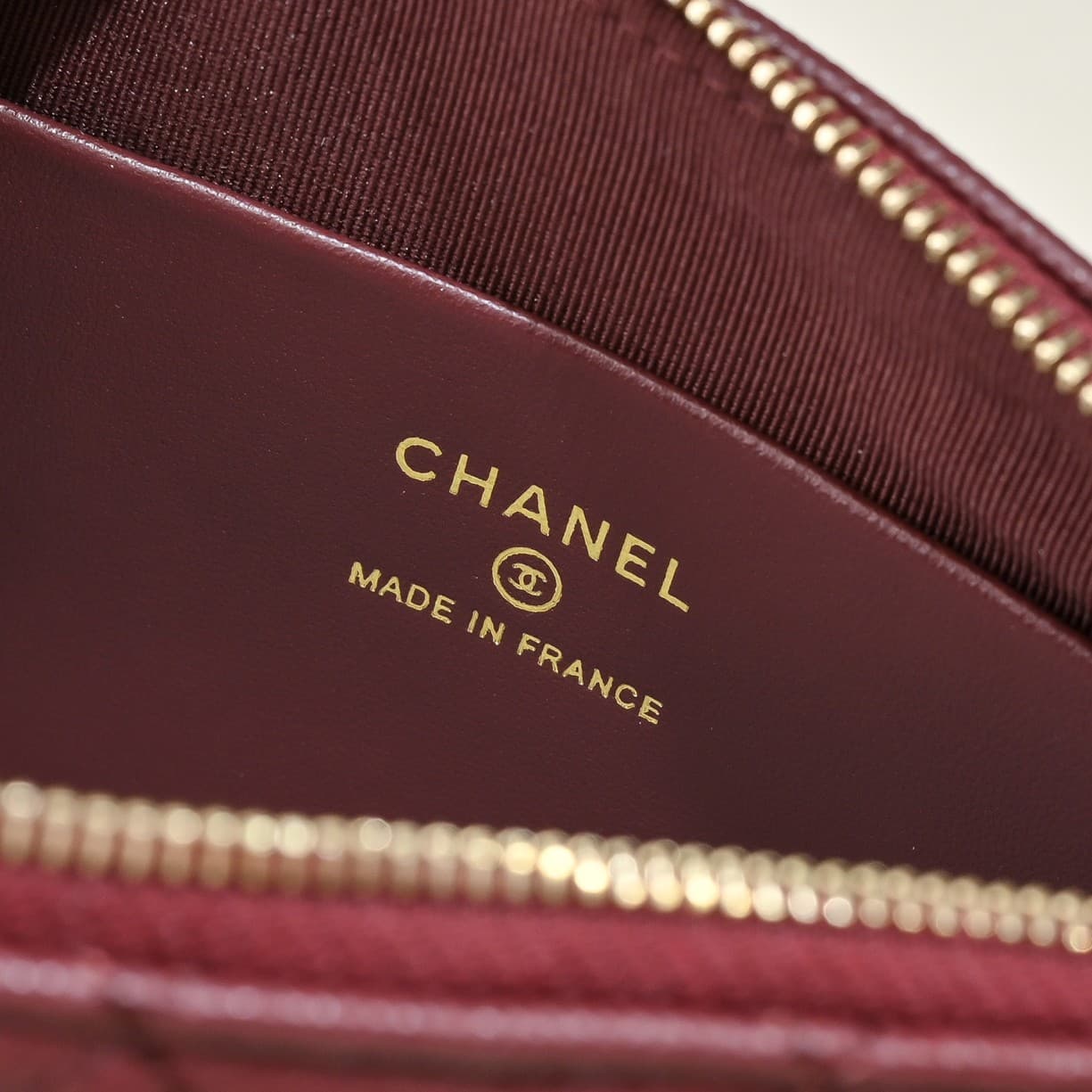 Chanel Chain Wallet Grained Shiny Calfskin & Gold-Tone Metal AS4704 Wine Red A