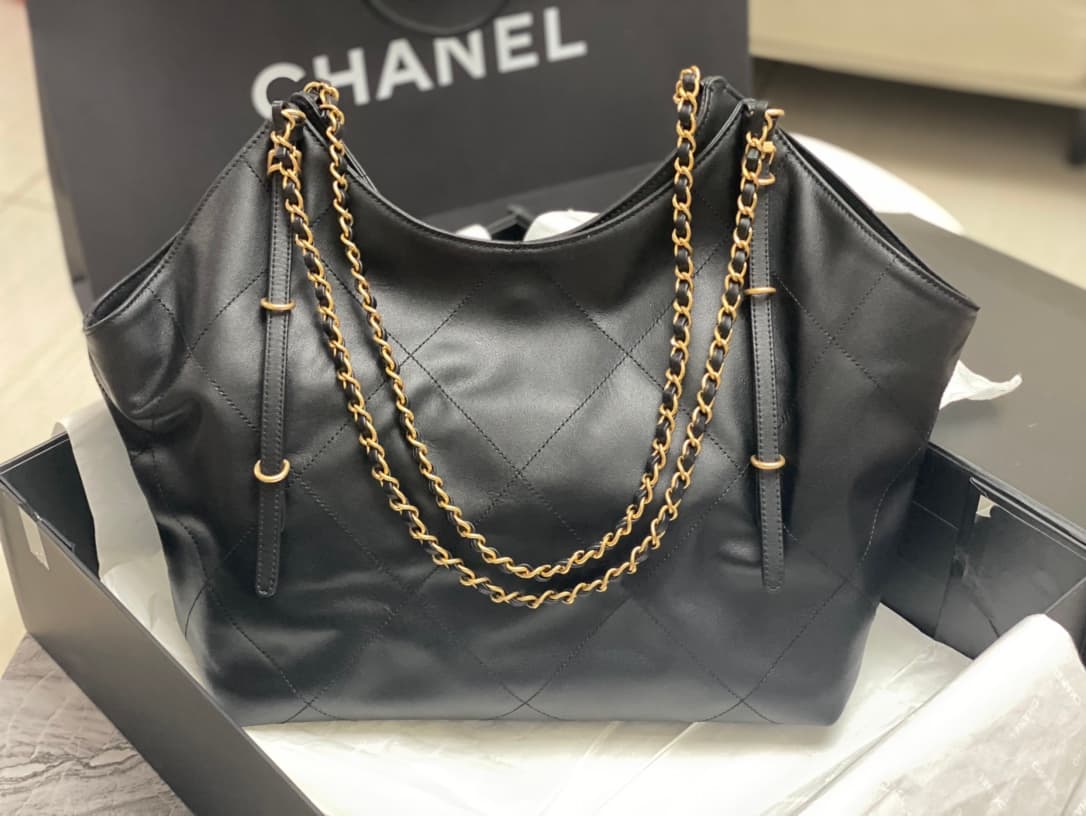 Chanel Shopping Bag Calfskin & Gold-Tone Metal Black AS5466 A