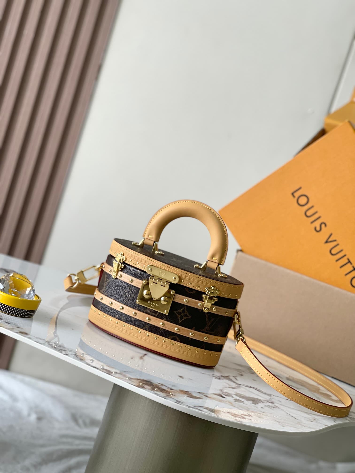 Louis Vuitton Ellis Handbag Monogram coated canvas M24843 Top