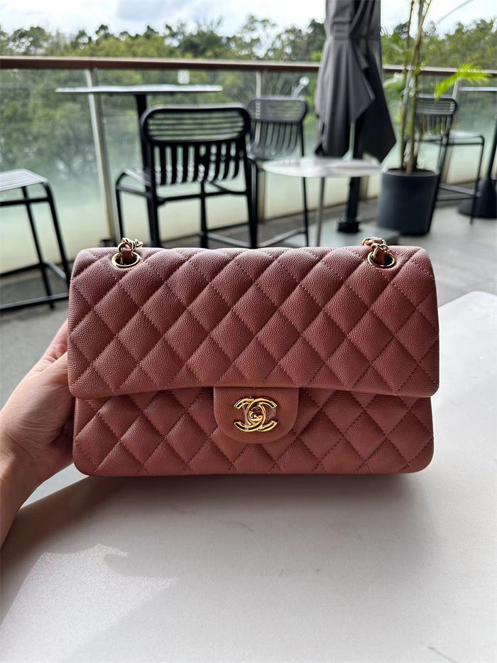 Medium CLASSIC HANDBAG Grained Calfskin Gold Metal A