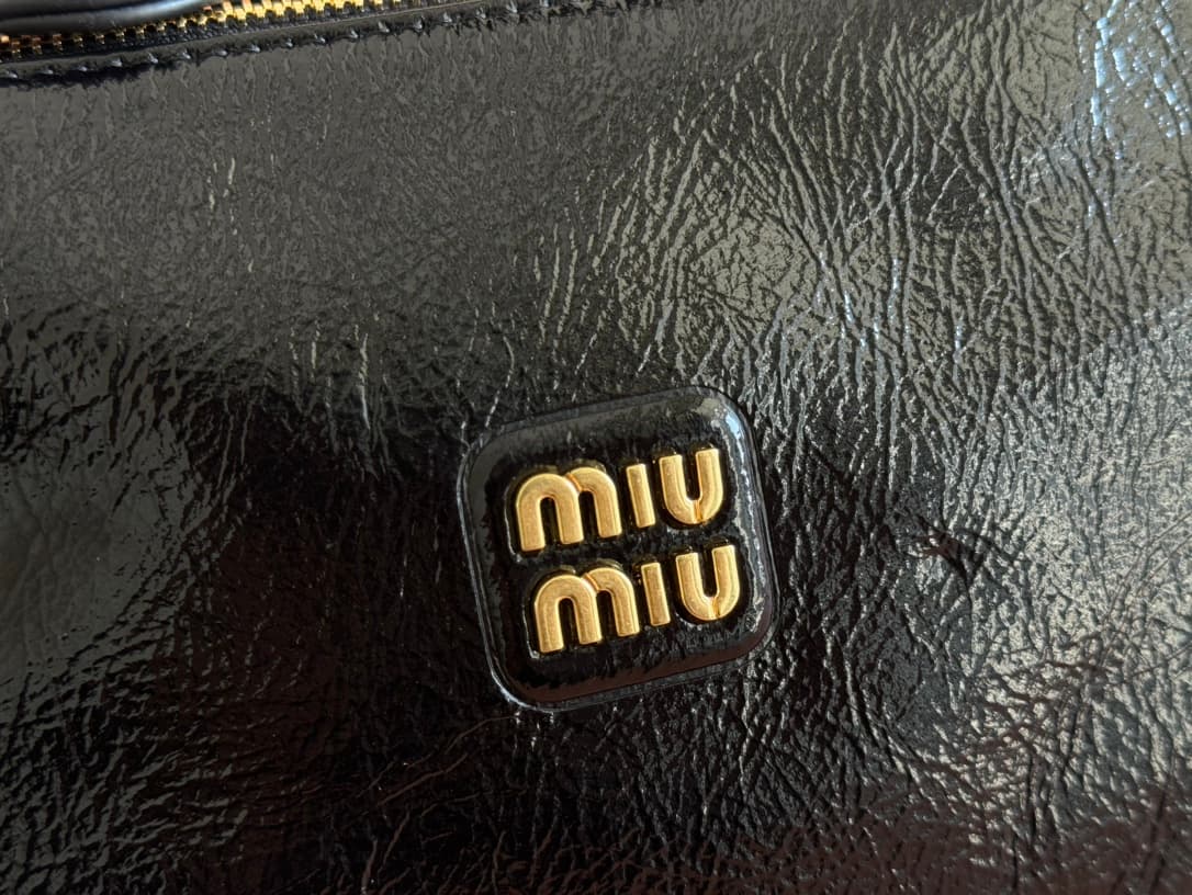 Miu Miu Black Naplak patent leather pouch 5NE841 High