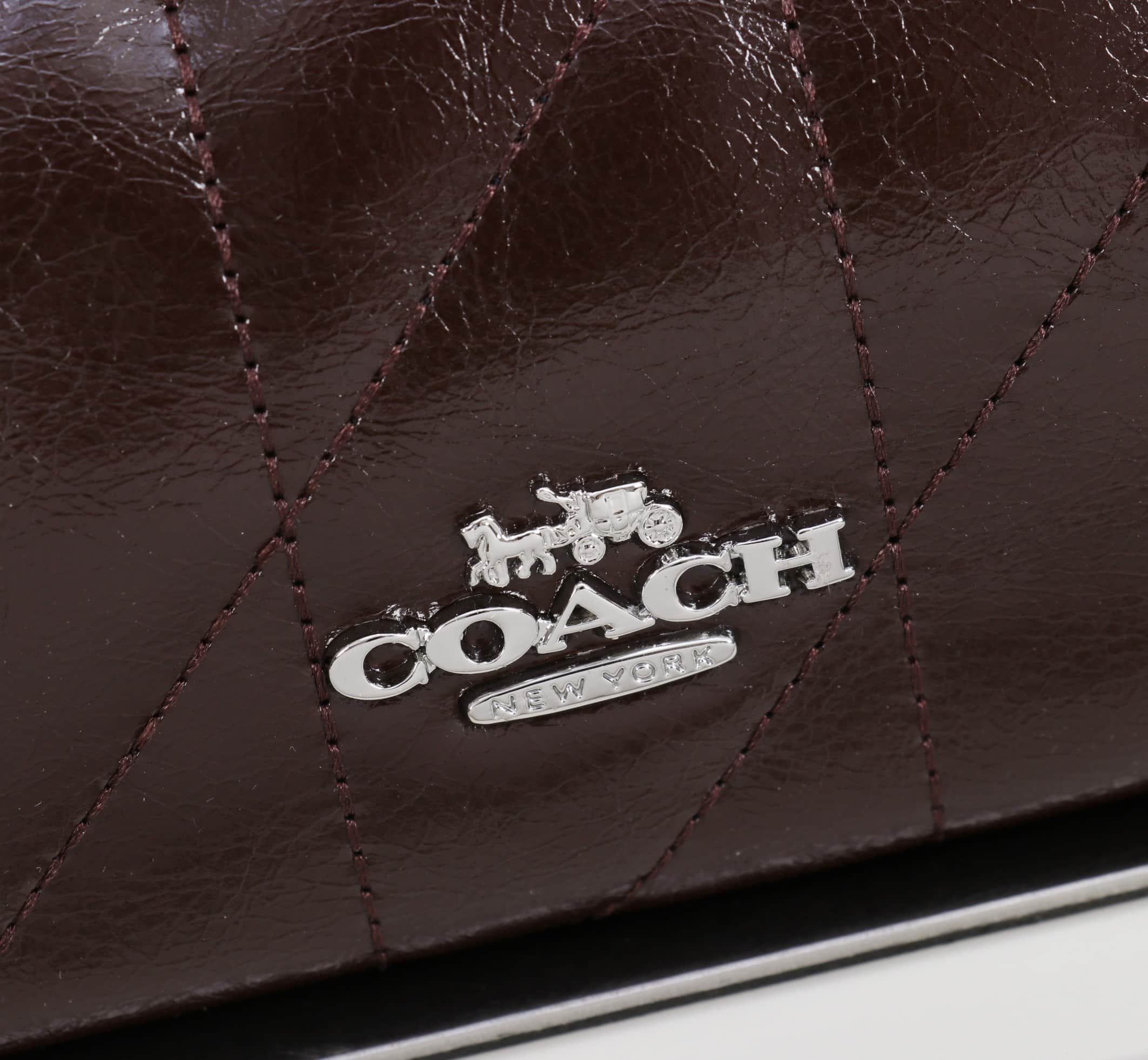 Coach Caitlin Shoulder Bag With Quilting Glazed leather/Silver/Maple High