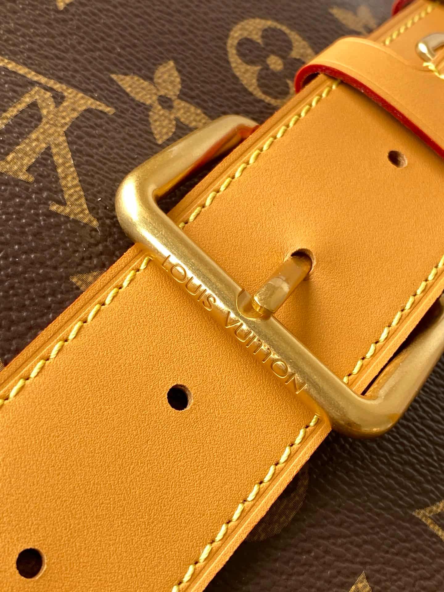 Louis Vuitton Satchel Messenger Monogram coated canvas M14723 High
