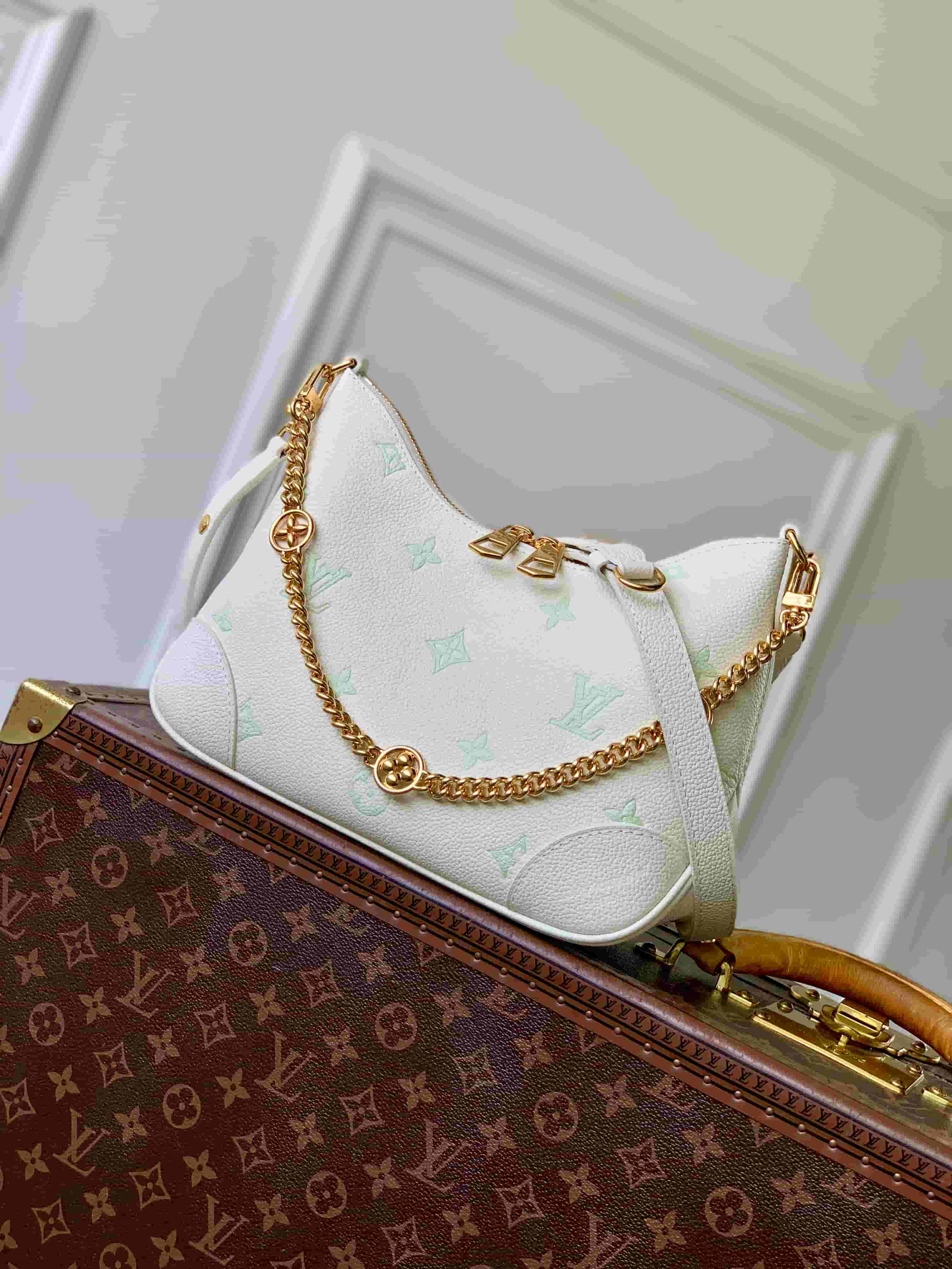 Louis Vuitton Boulogne PM Milky White/Green Cowhide leather M27571 High