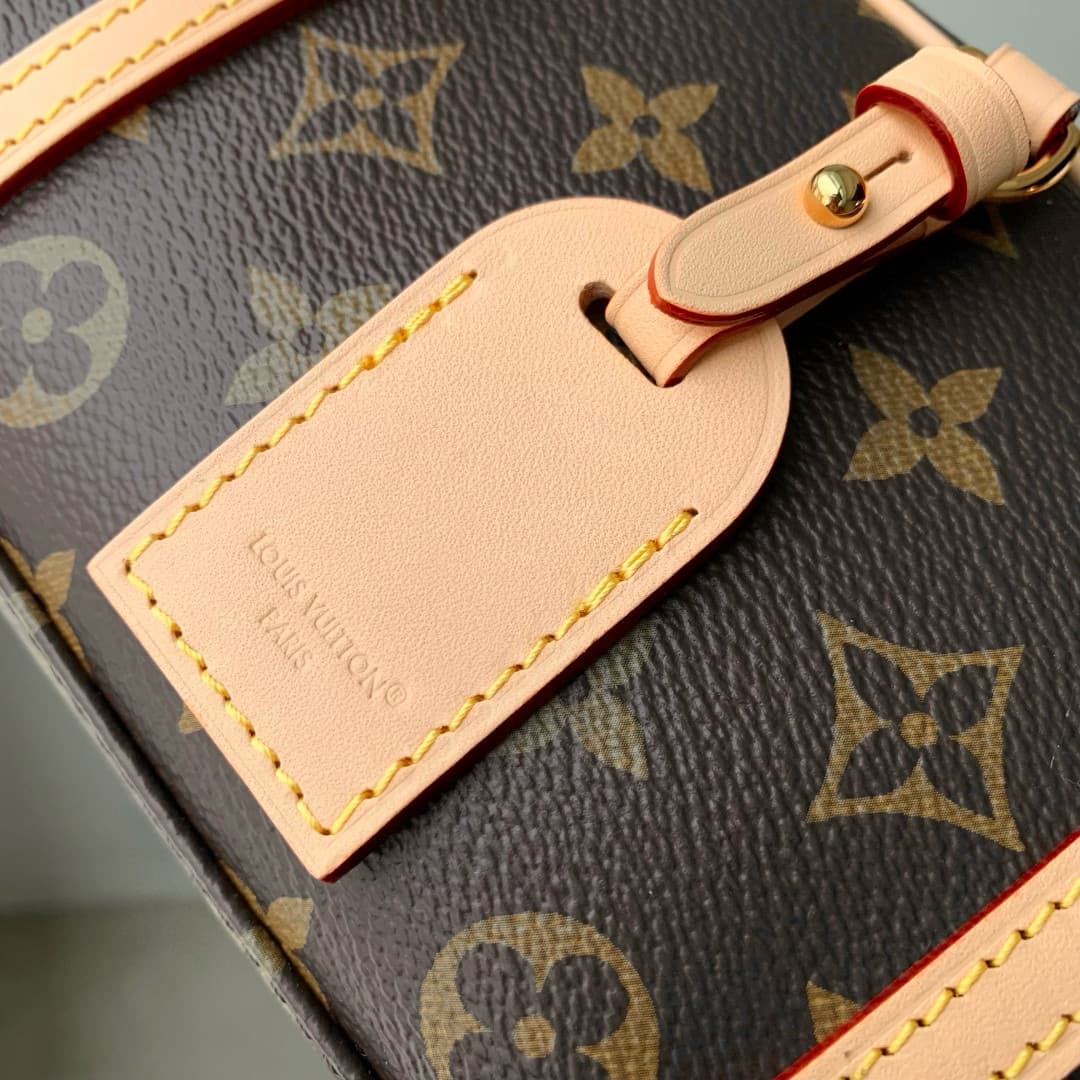 Louis Vuitton Hang On Monogram coated canvas M47031 High