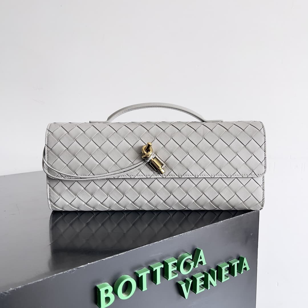 BV Long Clutch Andiamo With Handle Lambskin TOP