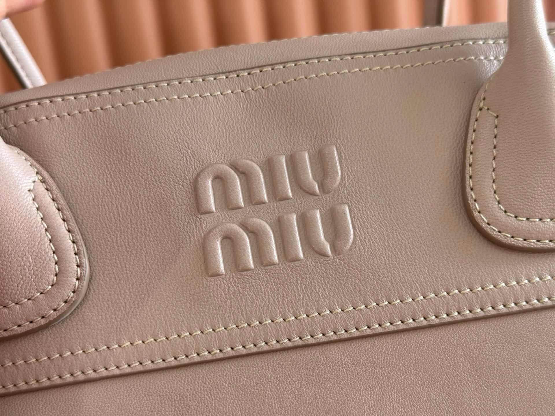 Miu Miu Vivant nappa leather bag Power Pink 5BB196 TOP