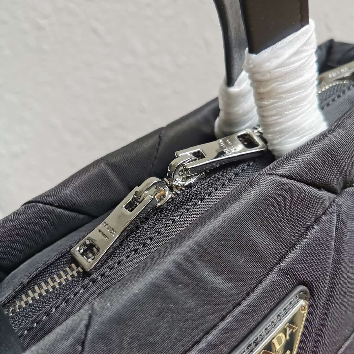 Prada Black padded Re-Nylon tote bag 1BG380 High