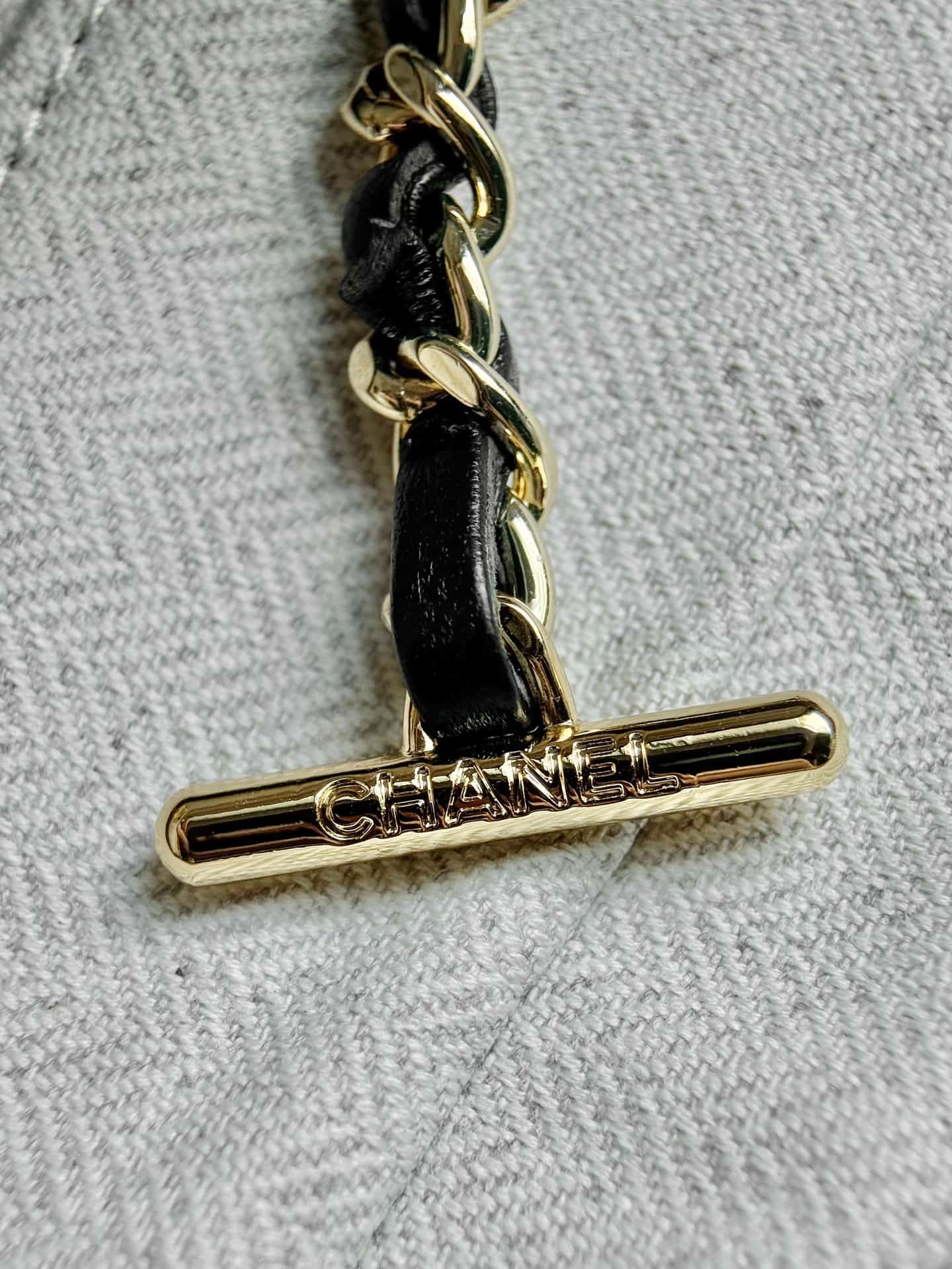 Chanel Maxi Camera Case Lambskin & Gold Metal Black AS6443 A