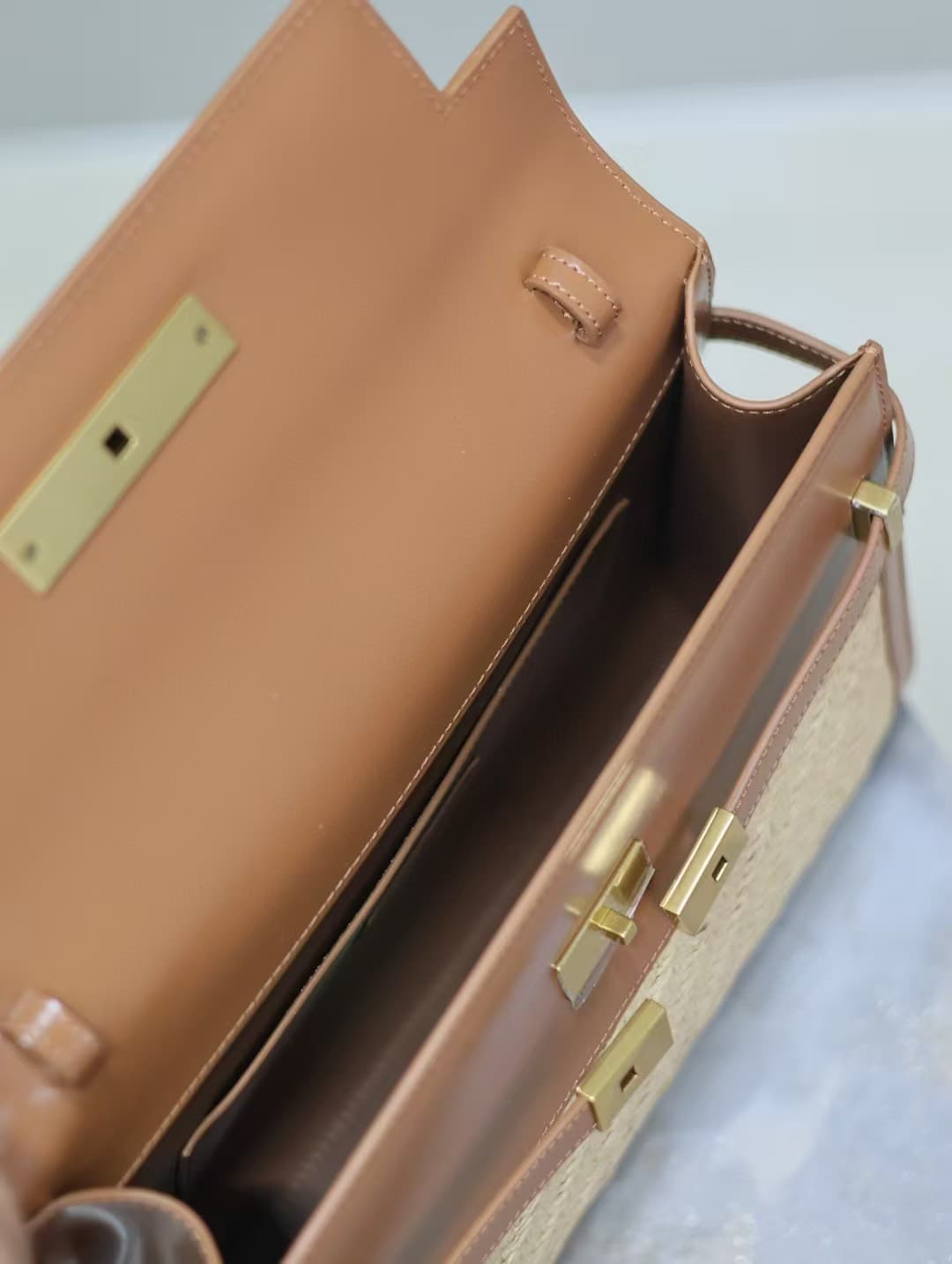 MANHATTAN SHOULDER BAG IN RAFFIA AND SMOOTH LEATHER High