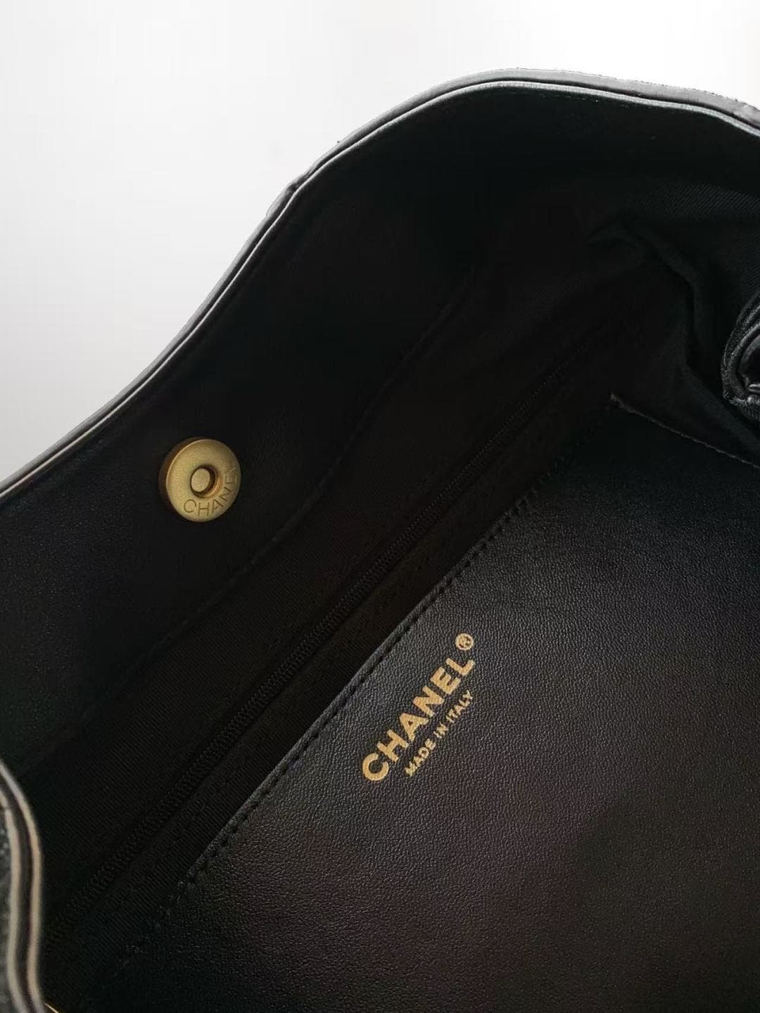 Chanel Hobo Bag Suede Calfskin& Gold-Tone Metal AS5978 Black A