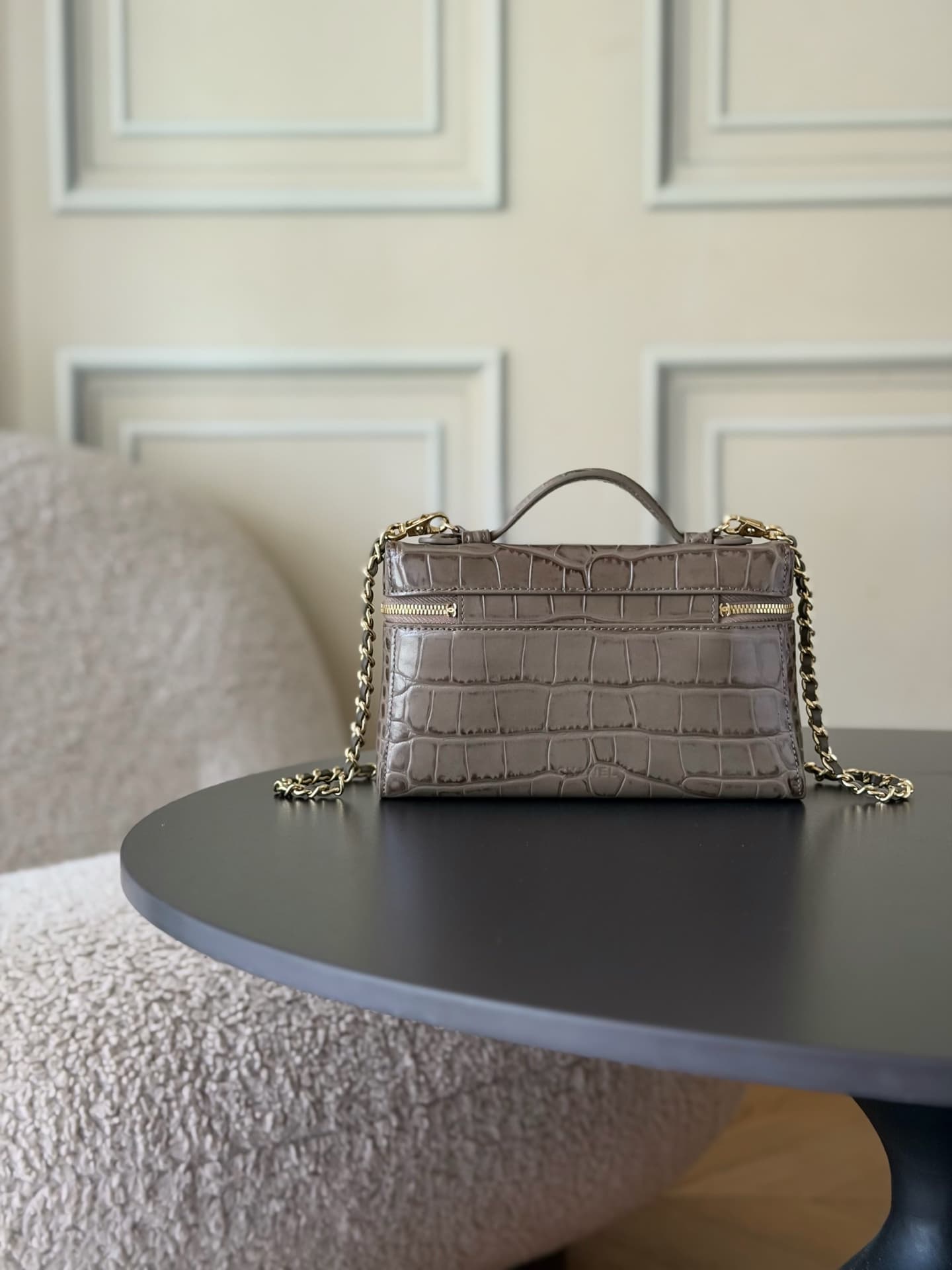 Chanel Small Vanity with chain Crocodile Embossed Calfskin & Gold-Tone Metal Dark Khaki  AS5346 A