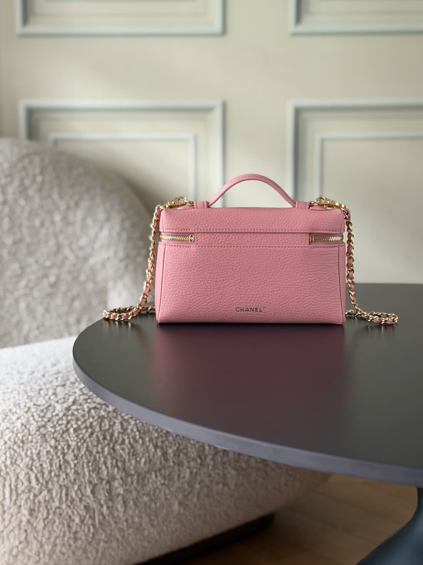 Chanel Small Vanity with chain Grained Calfskin & Gold-Tone Metal Pink AS5346 A